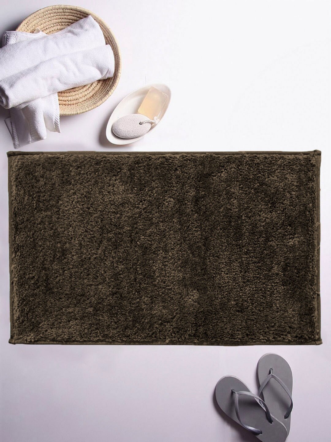 

LUXEHOME INTERNATIONAL Brown Solid 2200 GSM Anti-Skid Bath Rug, Camel brown