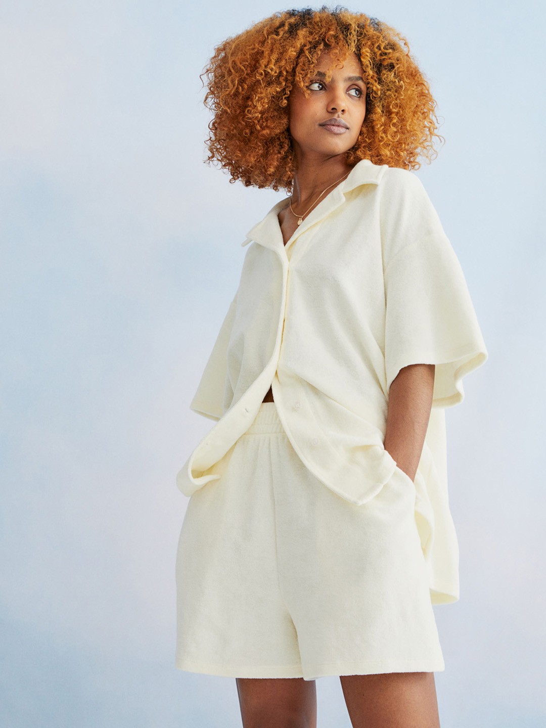 

H&M Woman White Terry shorts