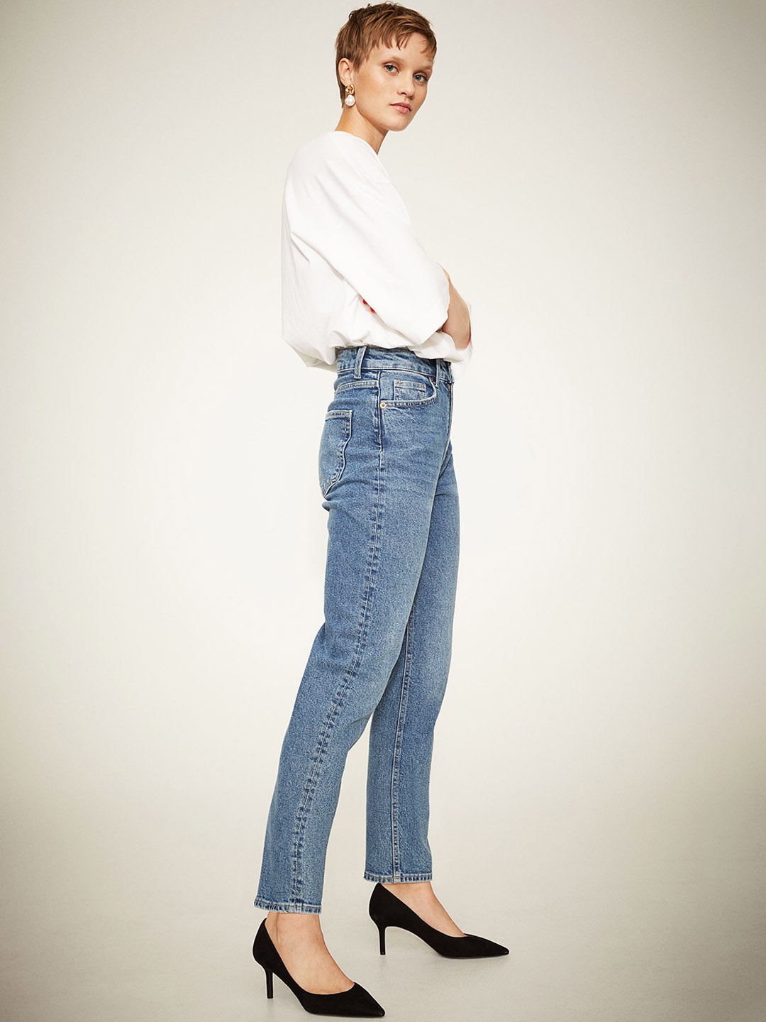 

H&M Women Blue Solid Clean Look Slim Mom High Ankle Jeans