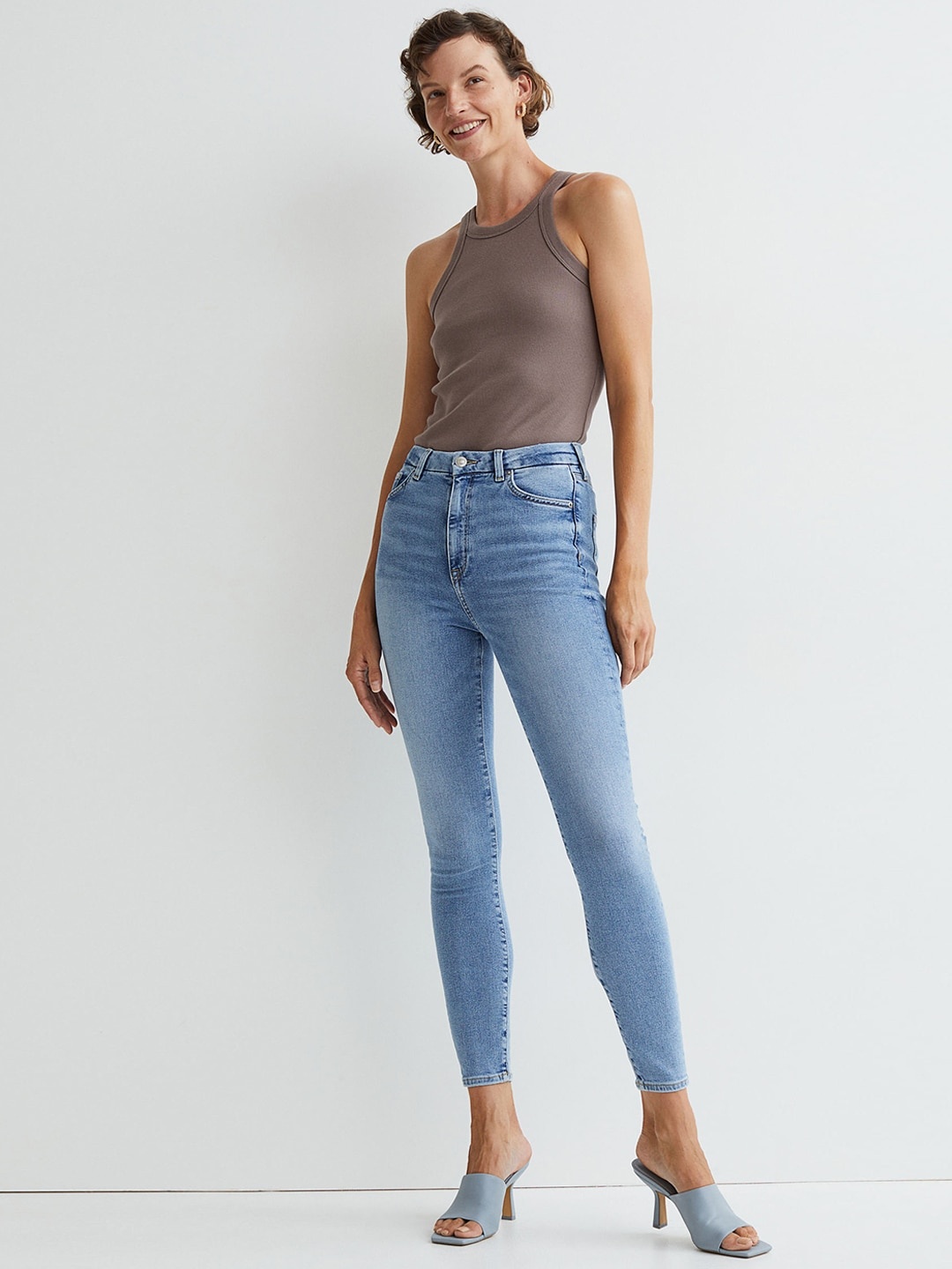 

H&M Women Blue Solid Clean Look Embrace High Ankle Jeans