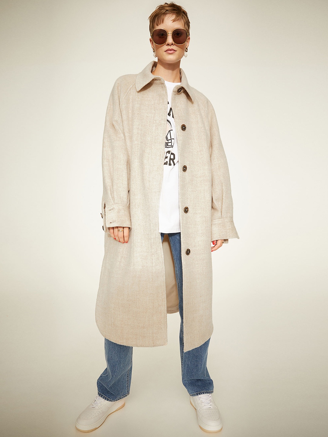 

H&M Woman Beige Oversized coat