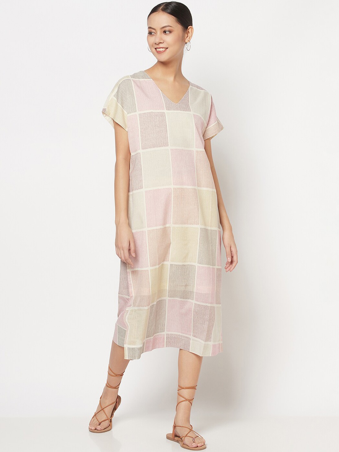 

Fabindia Cream-Coloured & Pink Colourblocked A-Line Dress