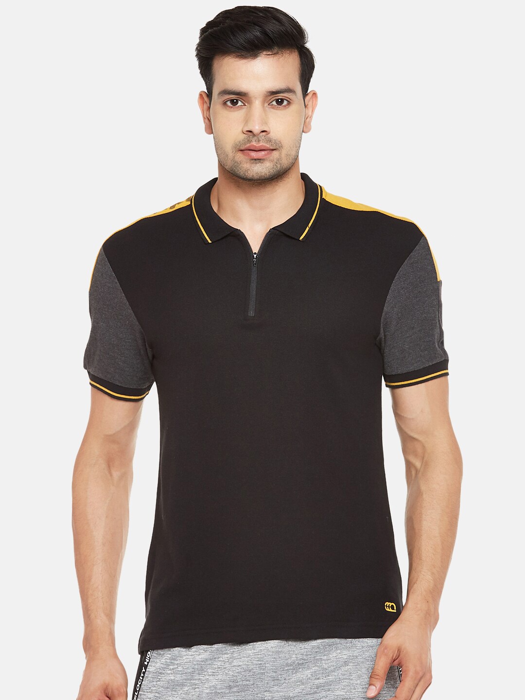 

Ajile by Pantaloons Men Black & Grey Polo Collar Slim Fit T-shirt
