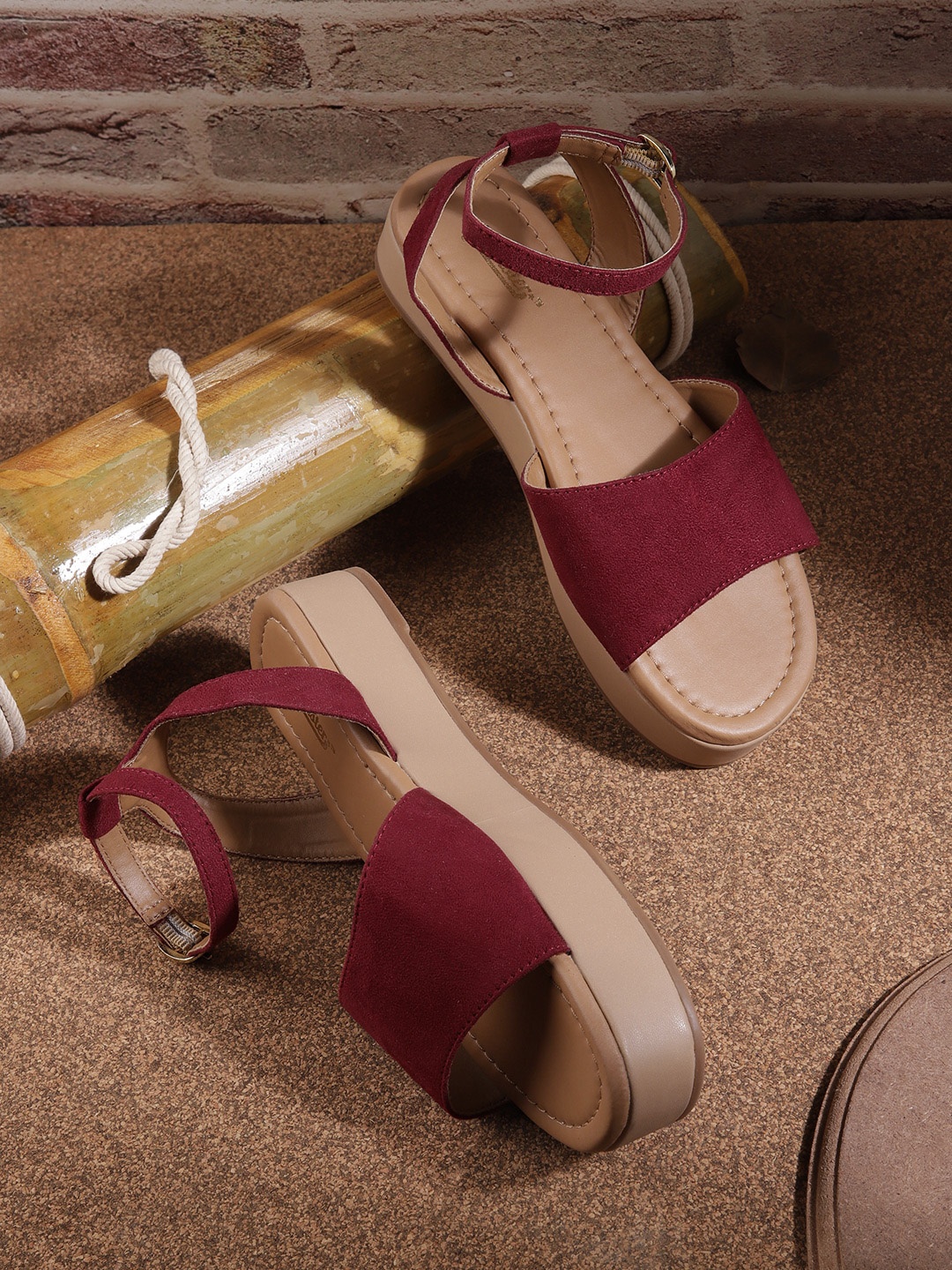 

Roadster Maroon Solid Flatform Heels