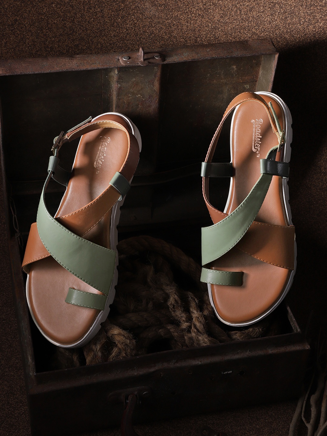 

Roadster Women Brown & Green Colourblocked One Toe Flats