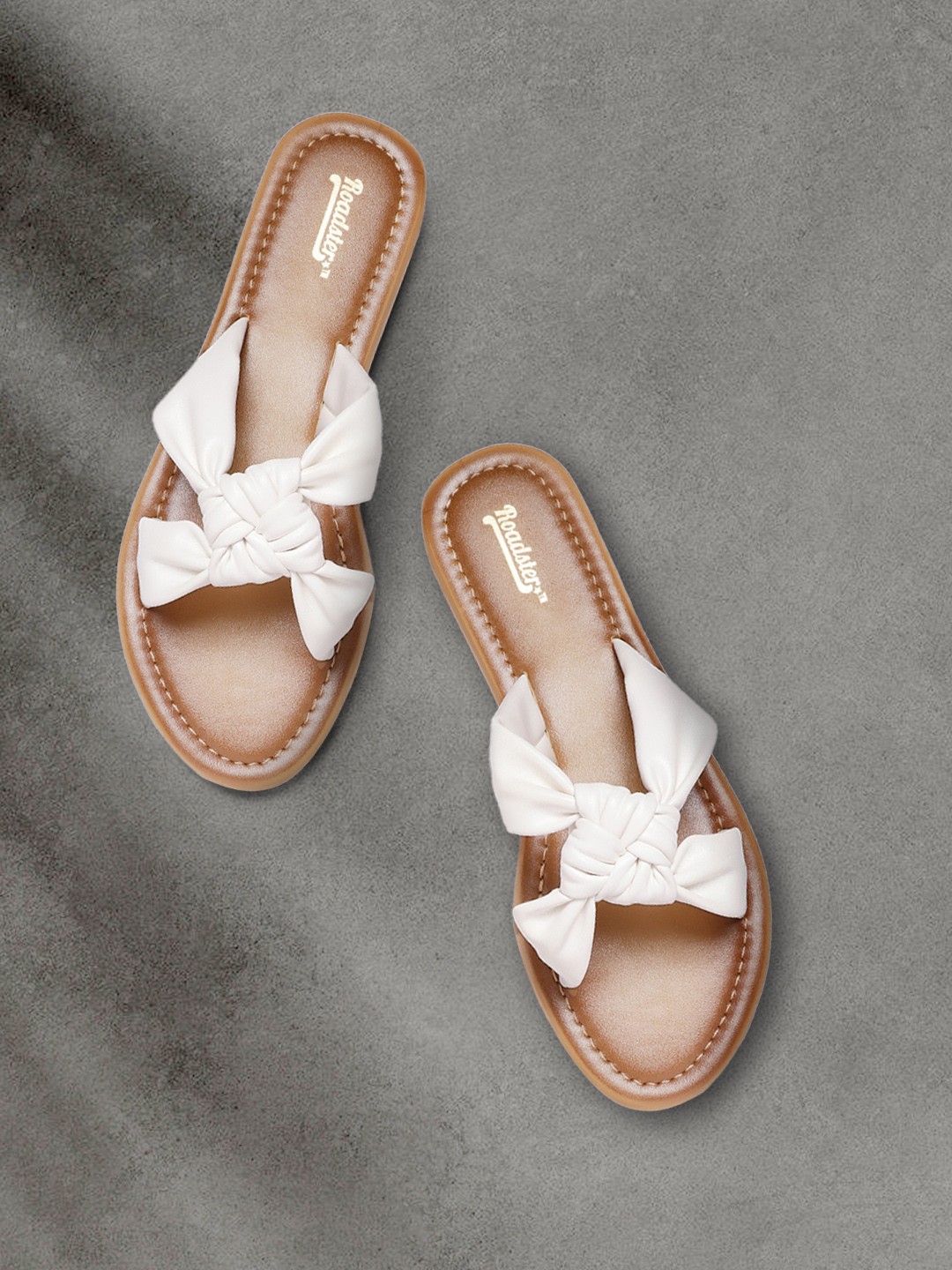 

The Roadster Lifestyle Co Women White Knot Detail Open Toe Flats
