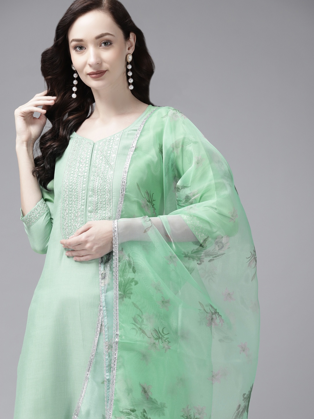 

Indo Era Women Green Ethnic Motifs Yoke Design Regular Kurta with Trousers & With Dupatta