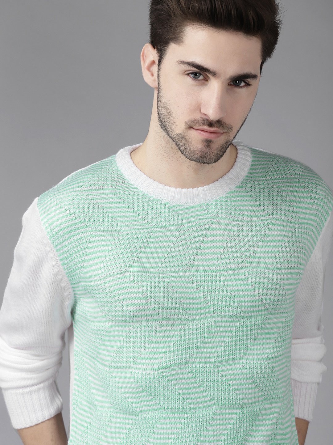 

The Roadster Lifestyle Co Men Green & White Acrylic Cardigan