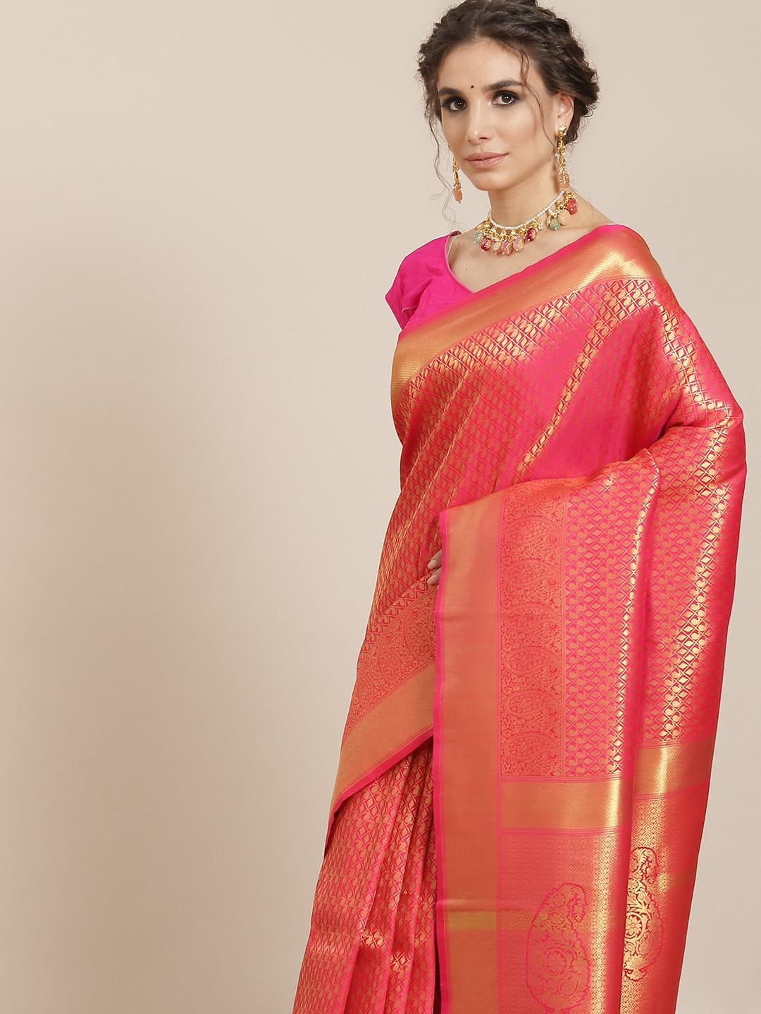 

SHARAA ETHNICA Red Woven Design Zari Silk Blend Kanjeevaram Saree