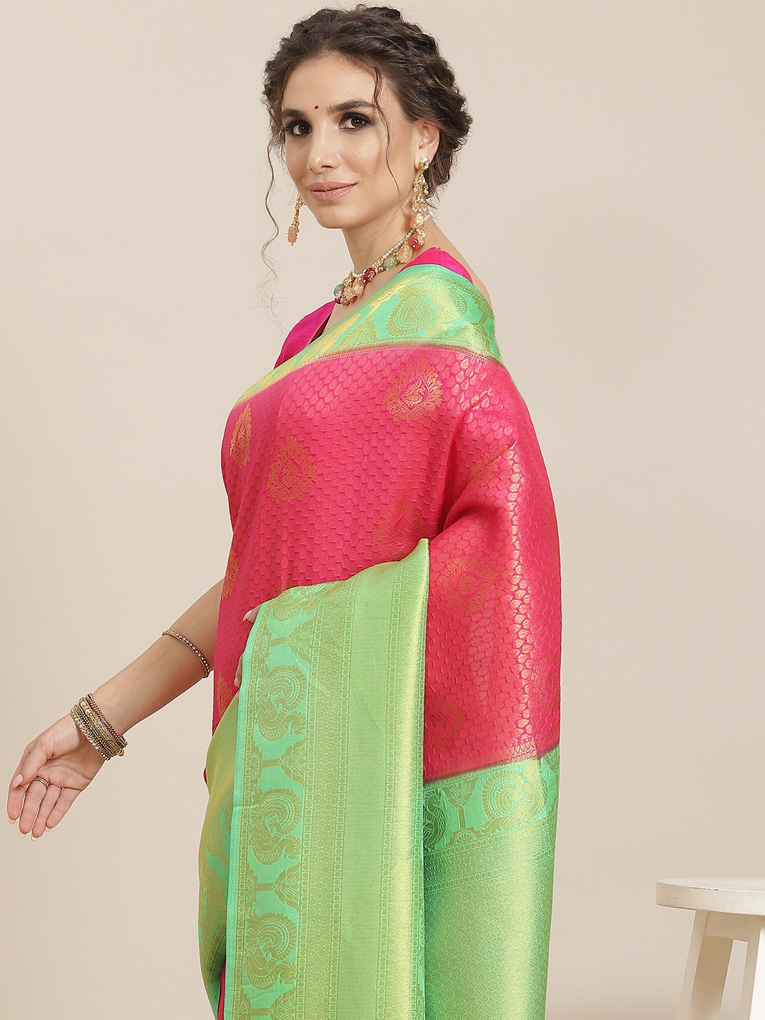 

SHARAA ETHNICA Pink & Green Woven Design Zari Silk Blend Kanjeevaram Saree
