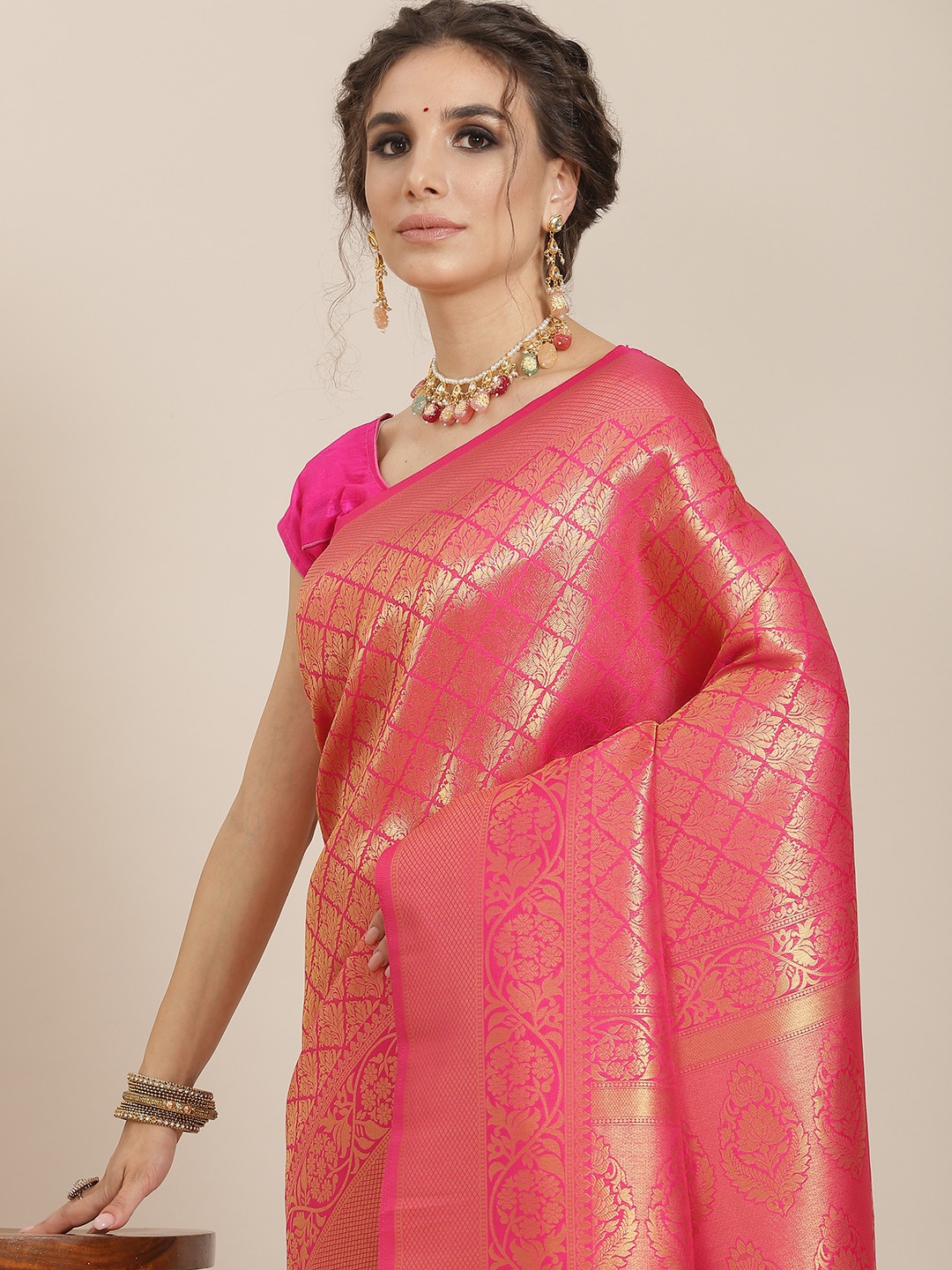 

SHARAA ETHNICA Pink Woven Design Zari Silk Blend Kanjeevaram Saree