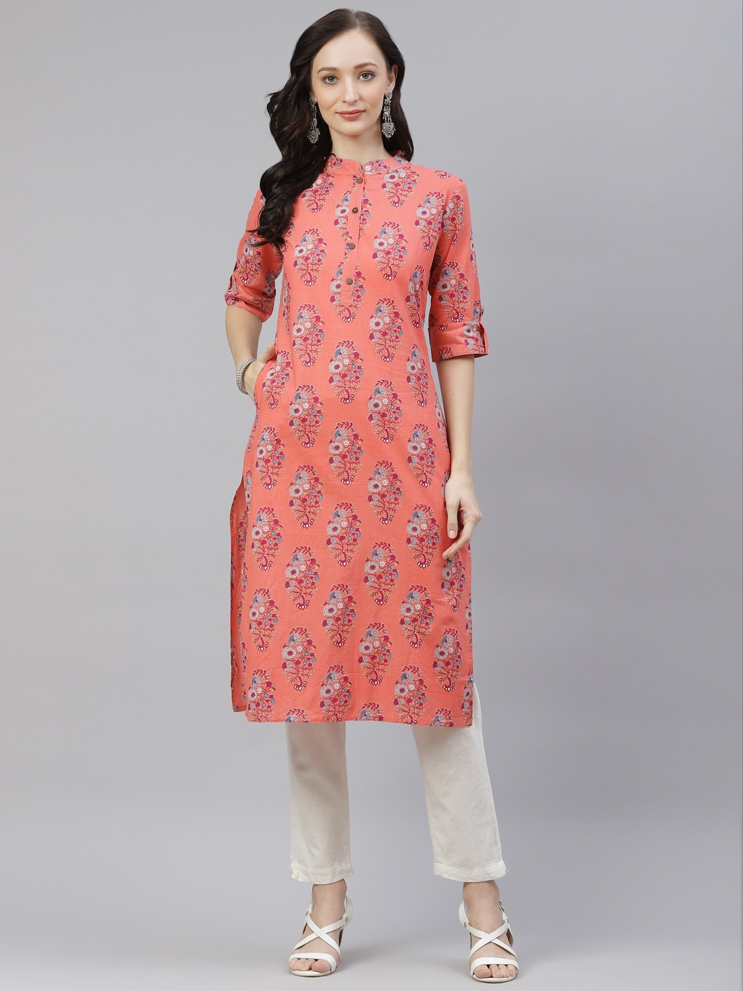 

Divena Women Pink & Grey Floral Printed Kurta