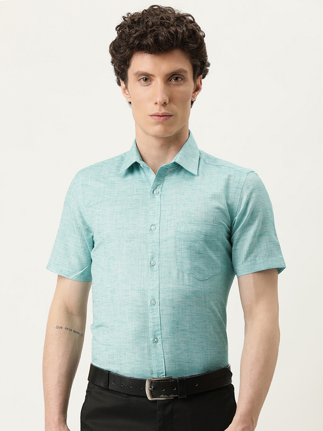 

IVOC Men Green Opaque Formal Shirt