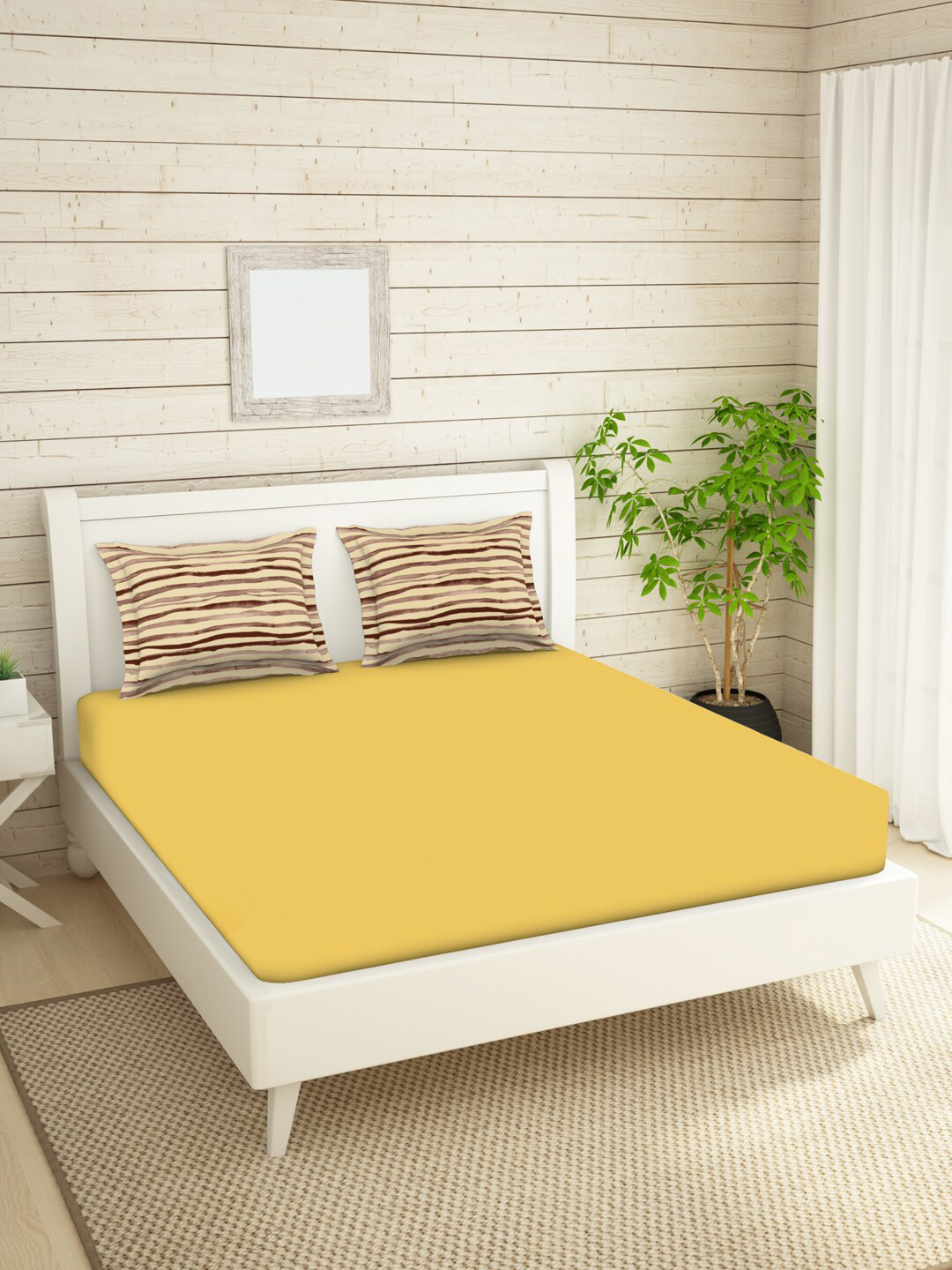 

SPACES Yellow 144 TC King Bedsheet with 2 Pillow Covers
