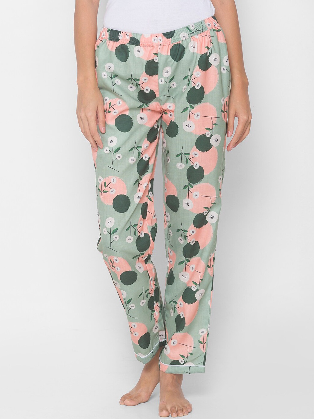 

FashionRack Women Green Floral Printed Lounge Pants