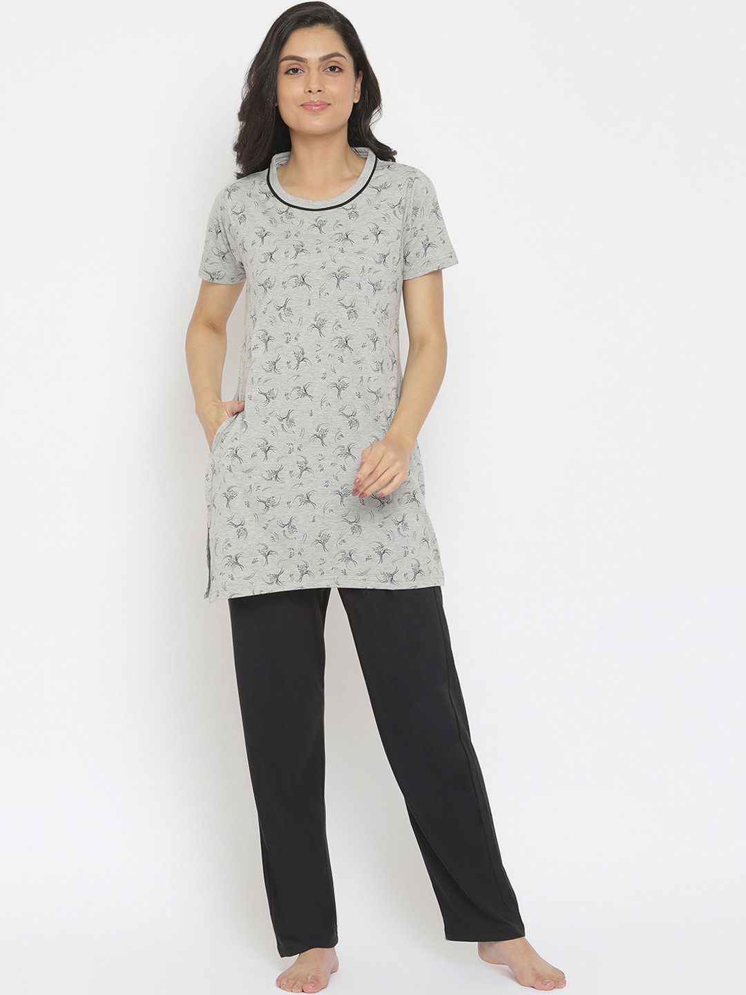 

Duchess Women Grey & Black Printed Night suit A956GREY-BLK-L