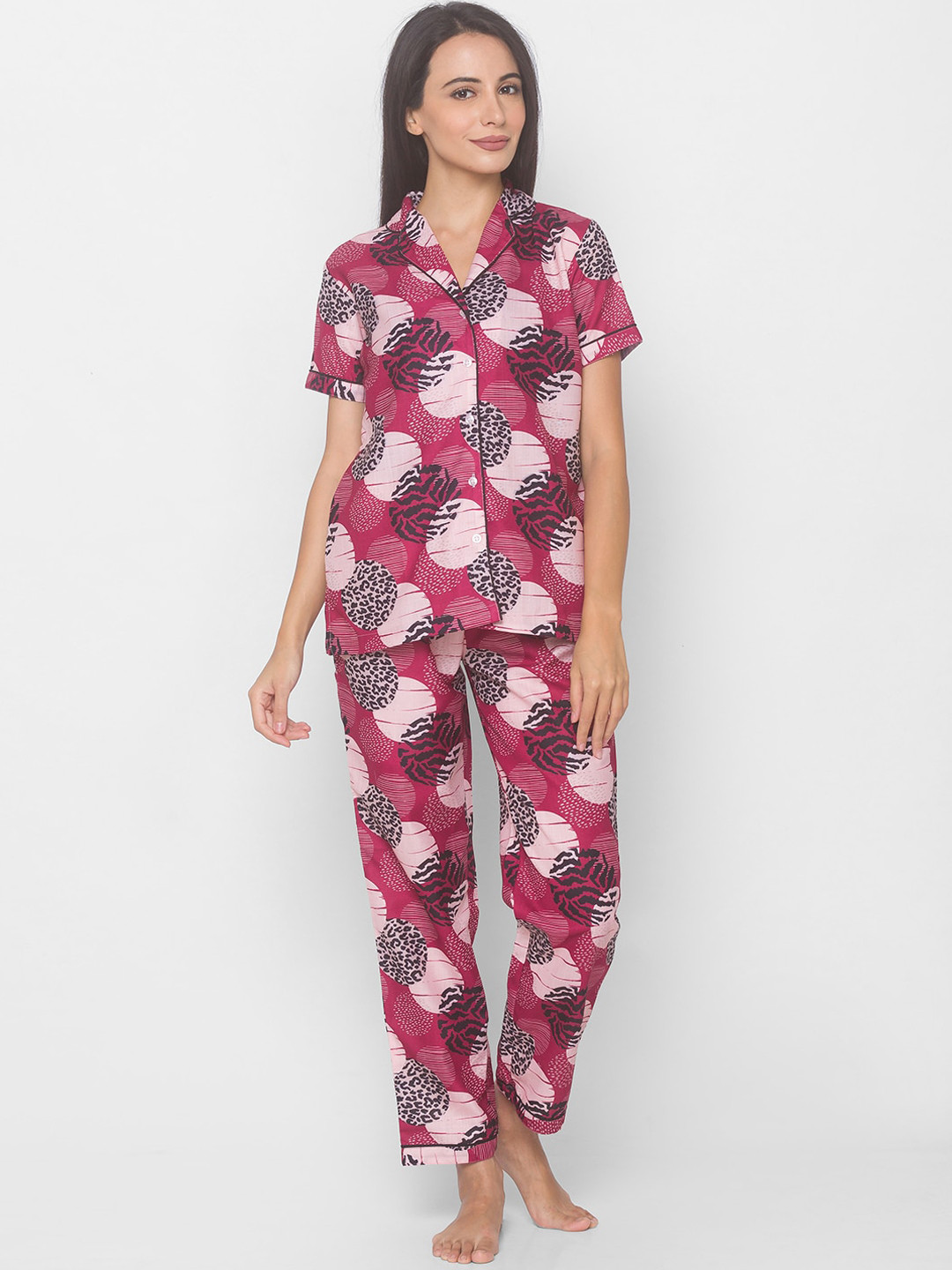 

FashionRack Women Maroon & Beige Printed Pure Cotton Night suit