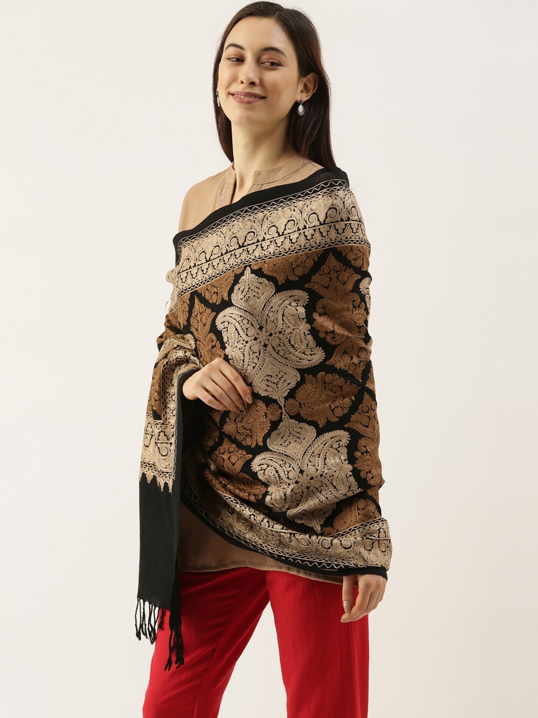 

Pashmoda Women Black & Beige Embroidered Woolen Shawl