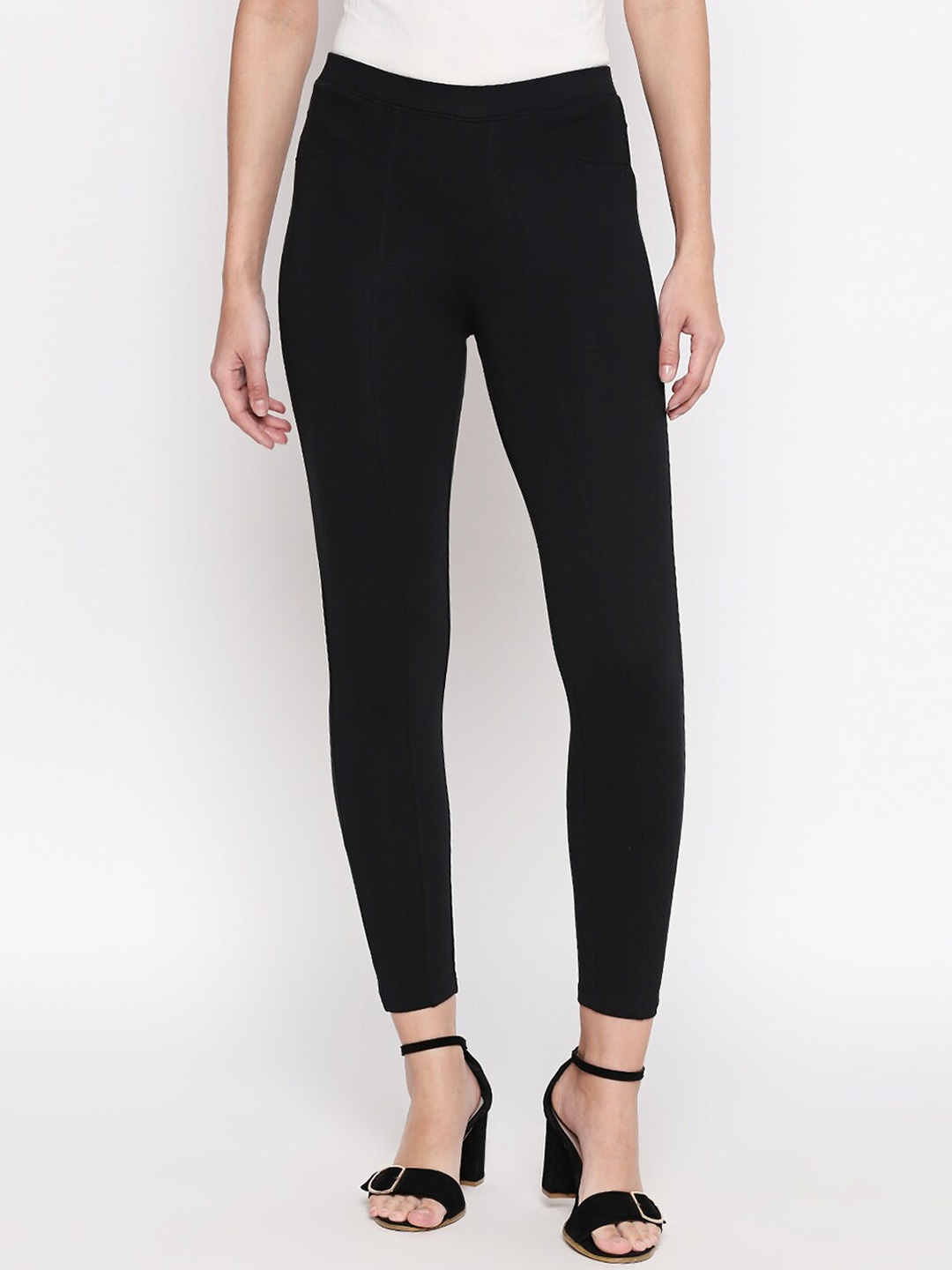 

People Women Black Solid Ankle-Length Leggings