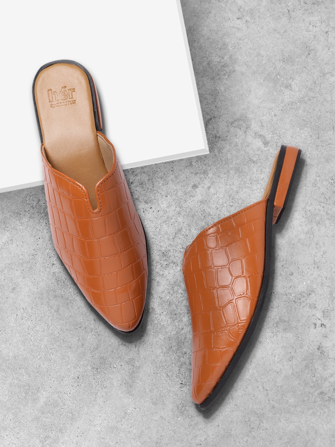 

her by invictus Women Tan Brown Croc Textured Mules