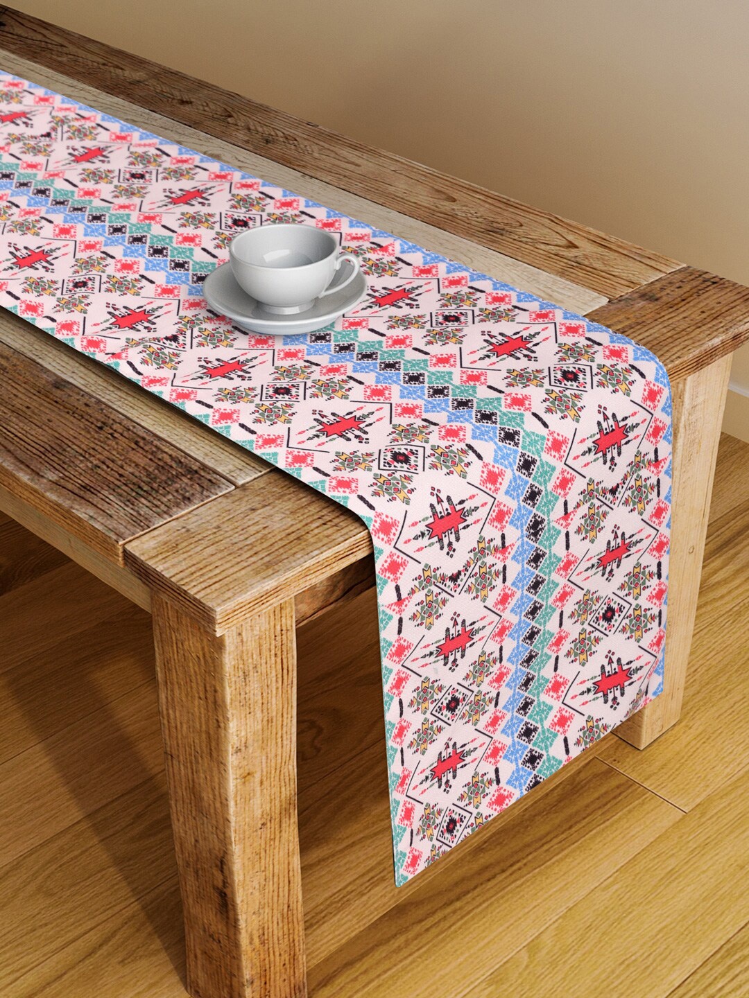 

Alina decor Beige & Blue Geometric Digital Printed Table Runner