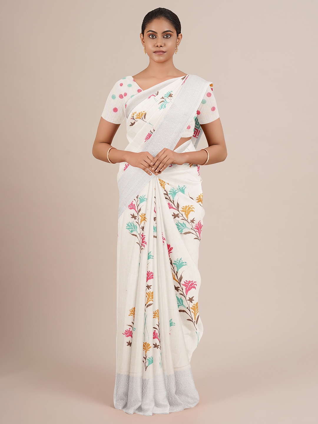

Pothys White & Red Floral Jute Silk Saree
