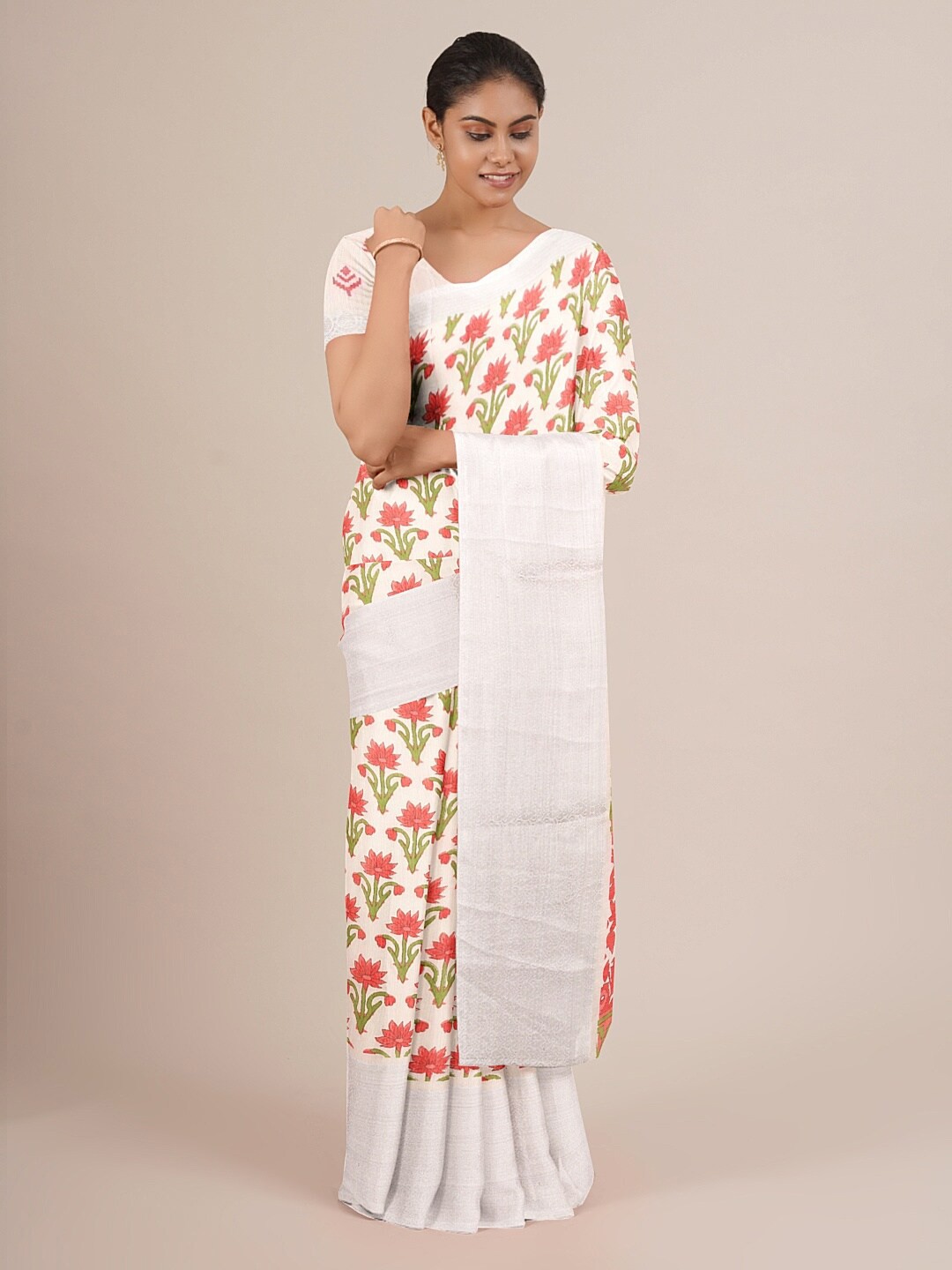

Pothys White & Red Floral Jute Silk Saree