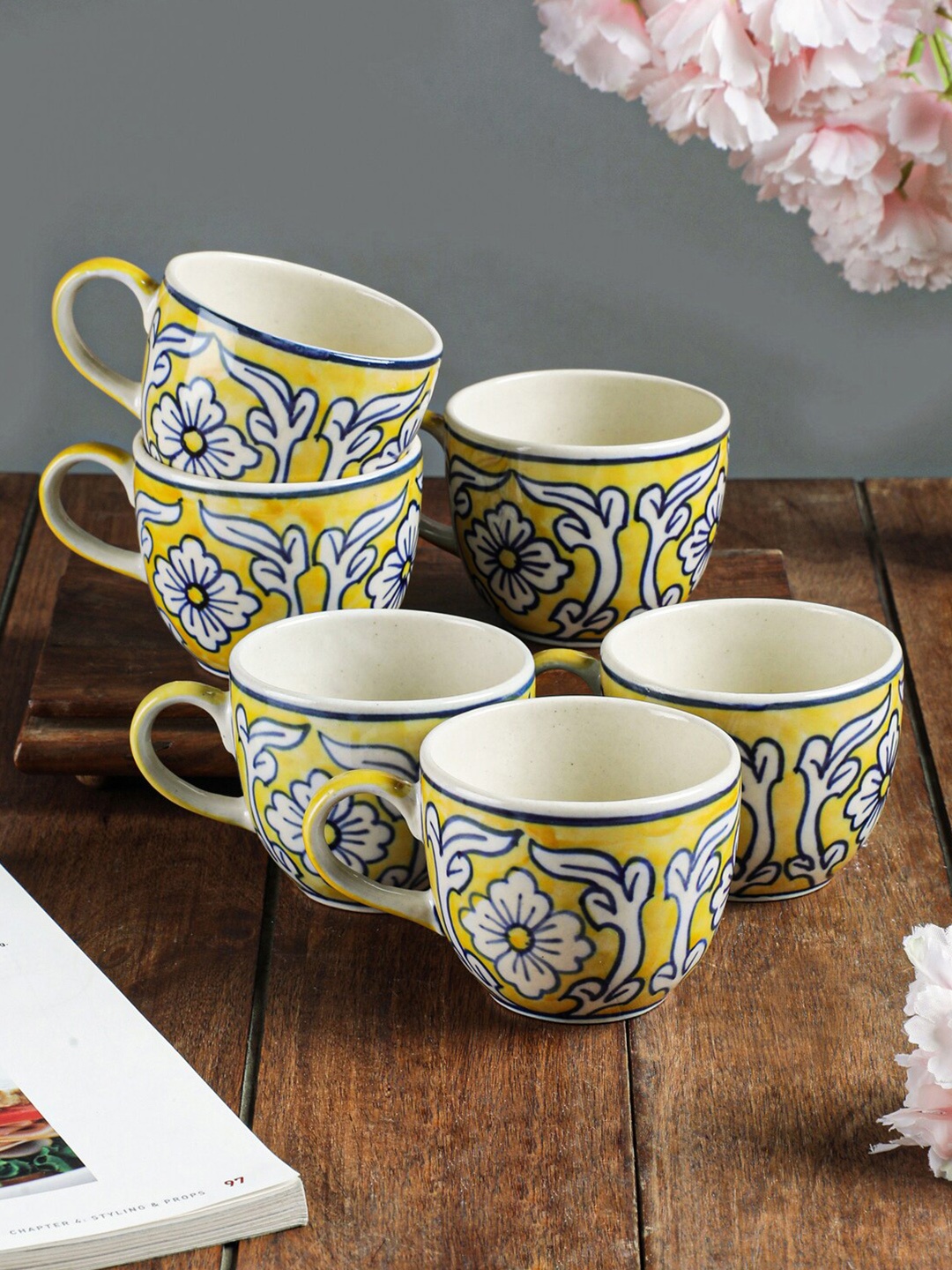 

VarEesha Set Of 6 Yellow & White Handcrafted & Hand Painted Ceramic Glossy Cups 150ml each