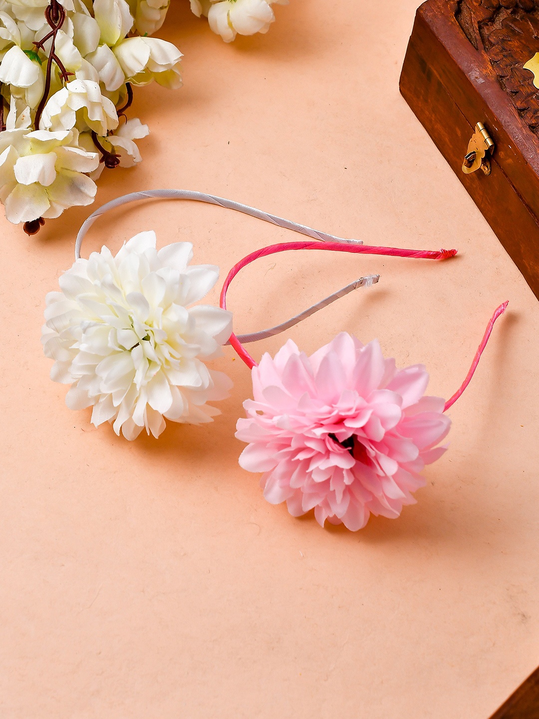 

Silvermerc Designs Girls Pink & White Set of 2 Lace Hairbands