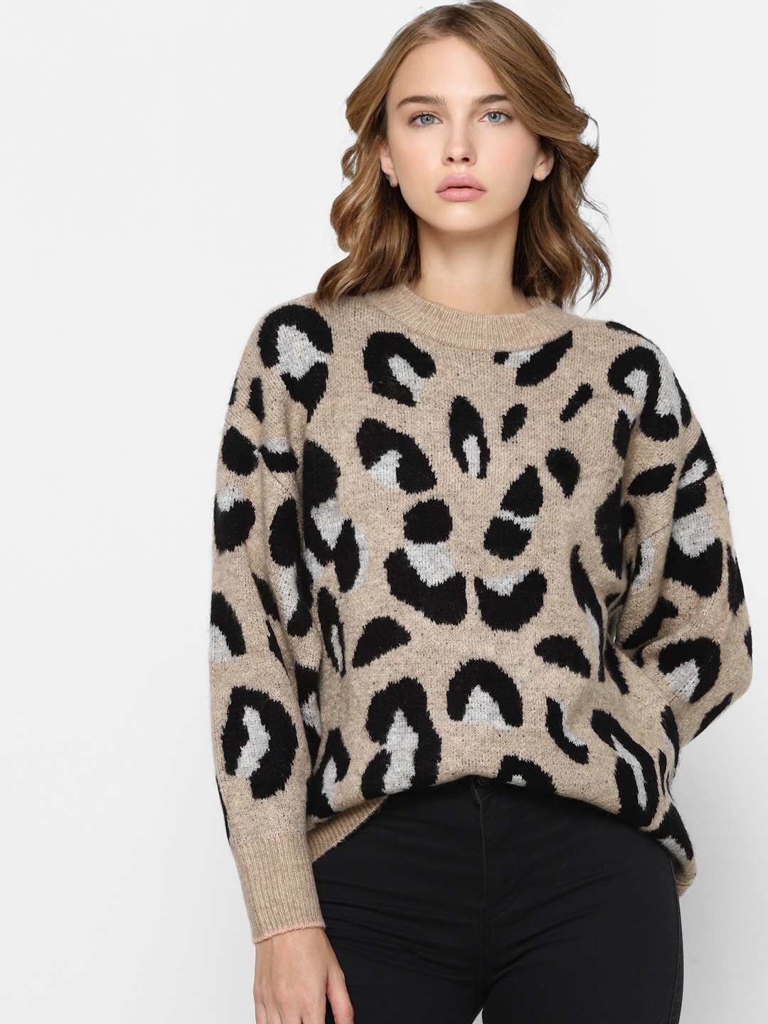 

ONLY Women Beige & Black Animal Printed Acrylic Pullover