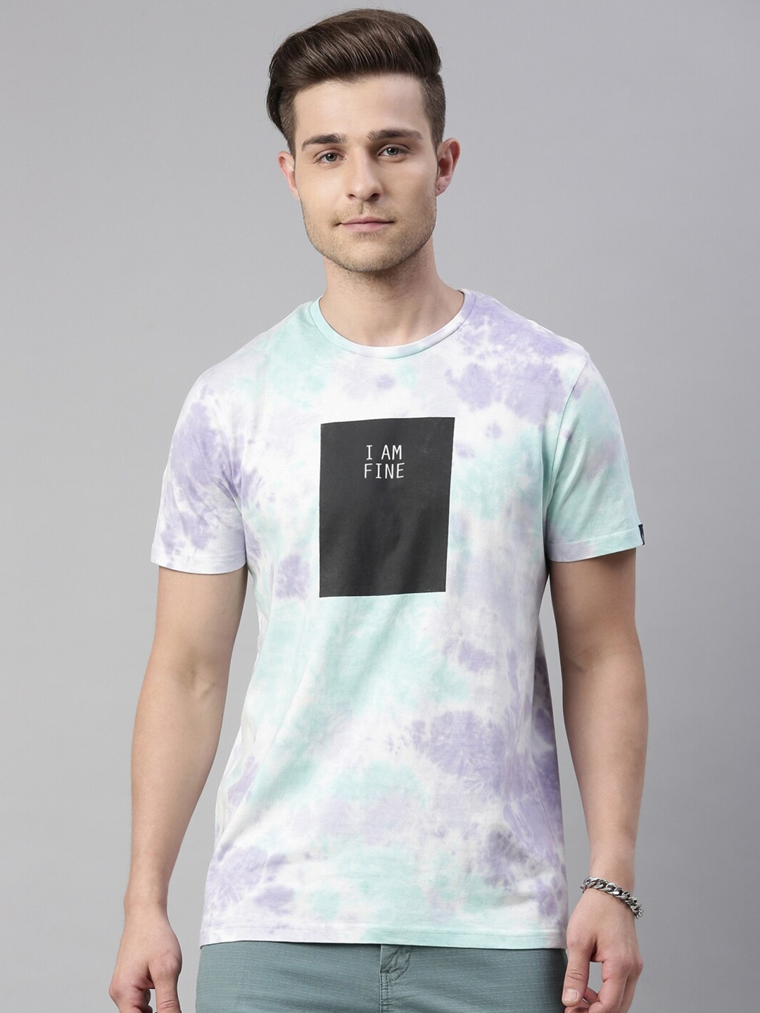 

Breakbounce Men Blue Tie and Dye Printed Raw Edge T-shirt