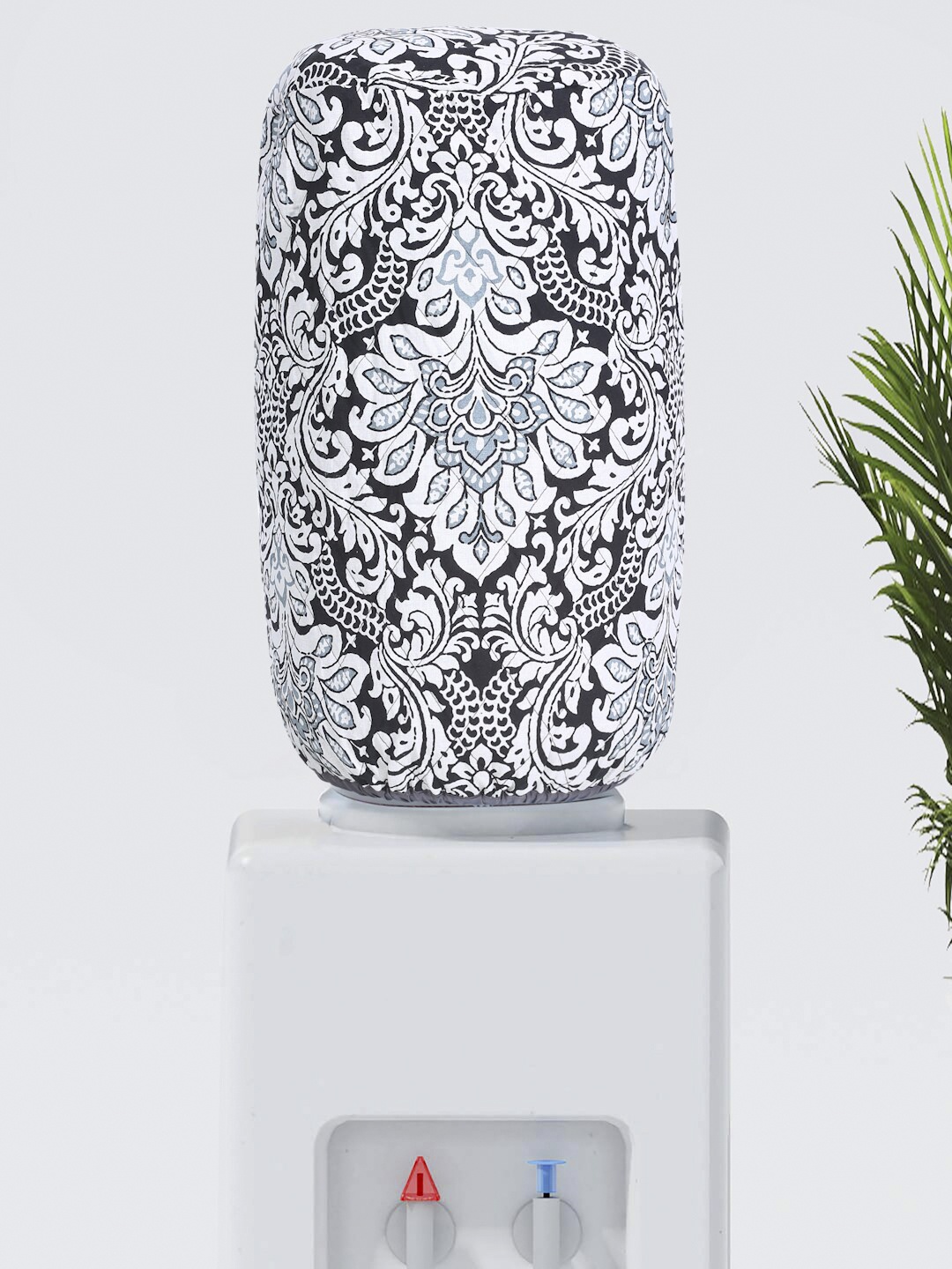 

Rajasthan Decor Black & White Printed Quilted Water Dispenser Cover