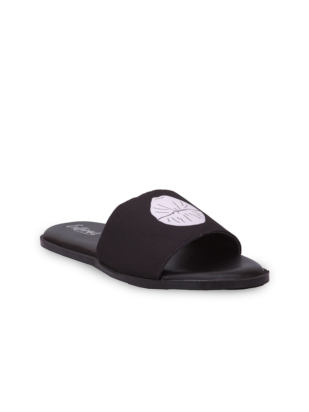 

EXTRIMOS Men White & Black Printed Sliders