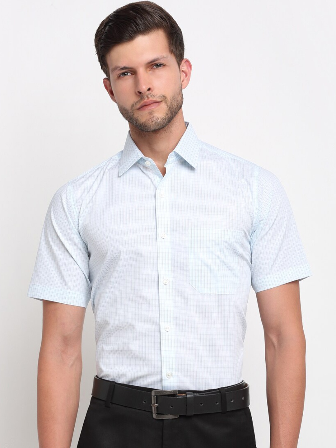 

FINNOY Men Blue Striped Casual Shirt