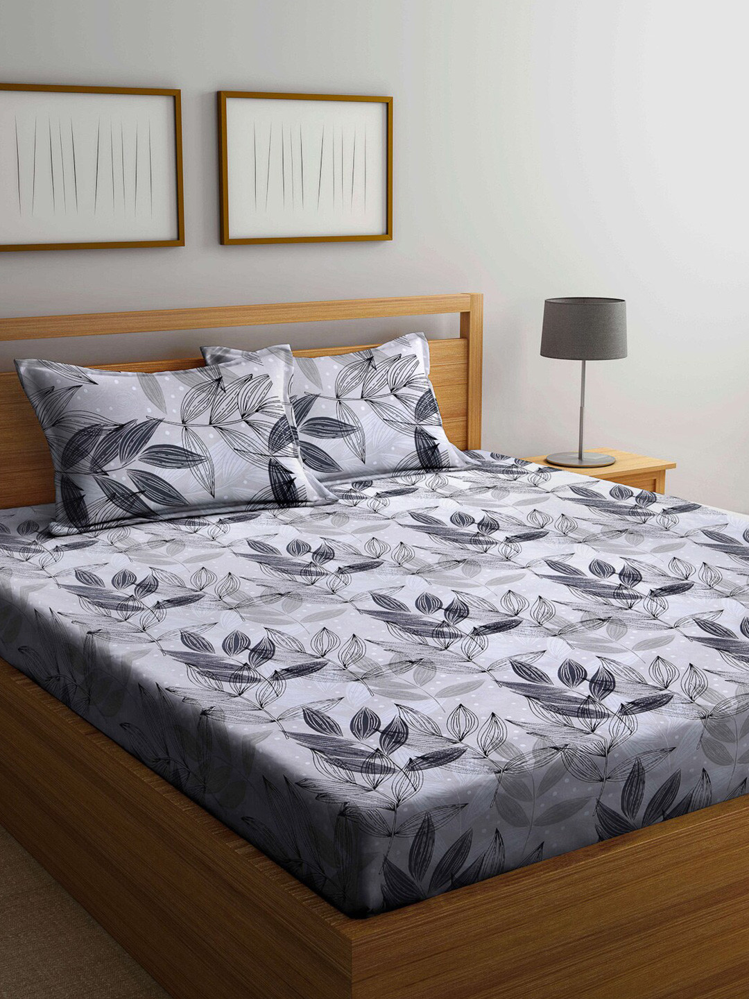

Arrabi Grey & Black Floral 300 TC King Cotton Bedsheet with 2 Pillow Covers