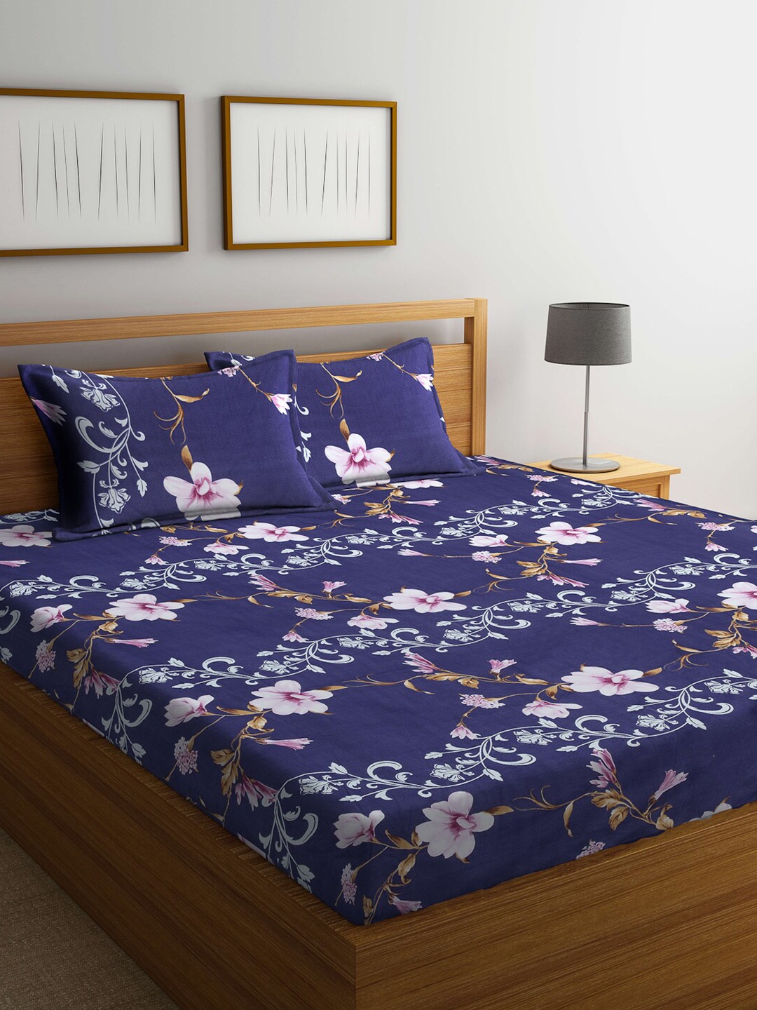 

Arrabi Blue & Brown Floral 300 TC King Bedsheet with 2 Pillow Covers