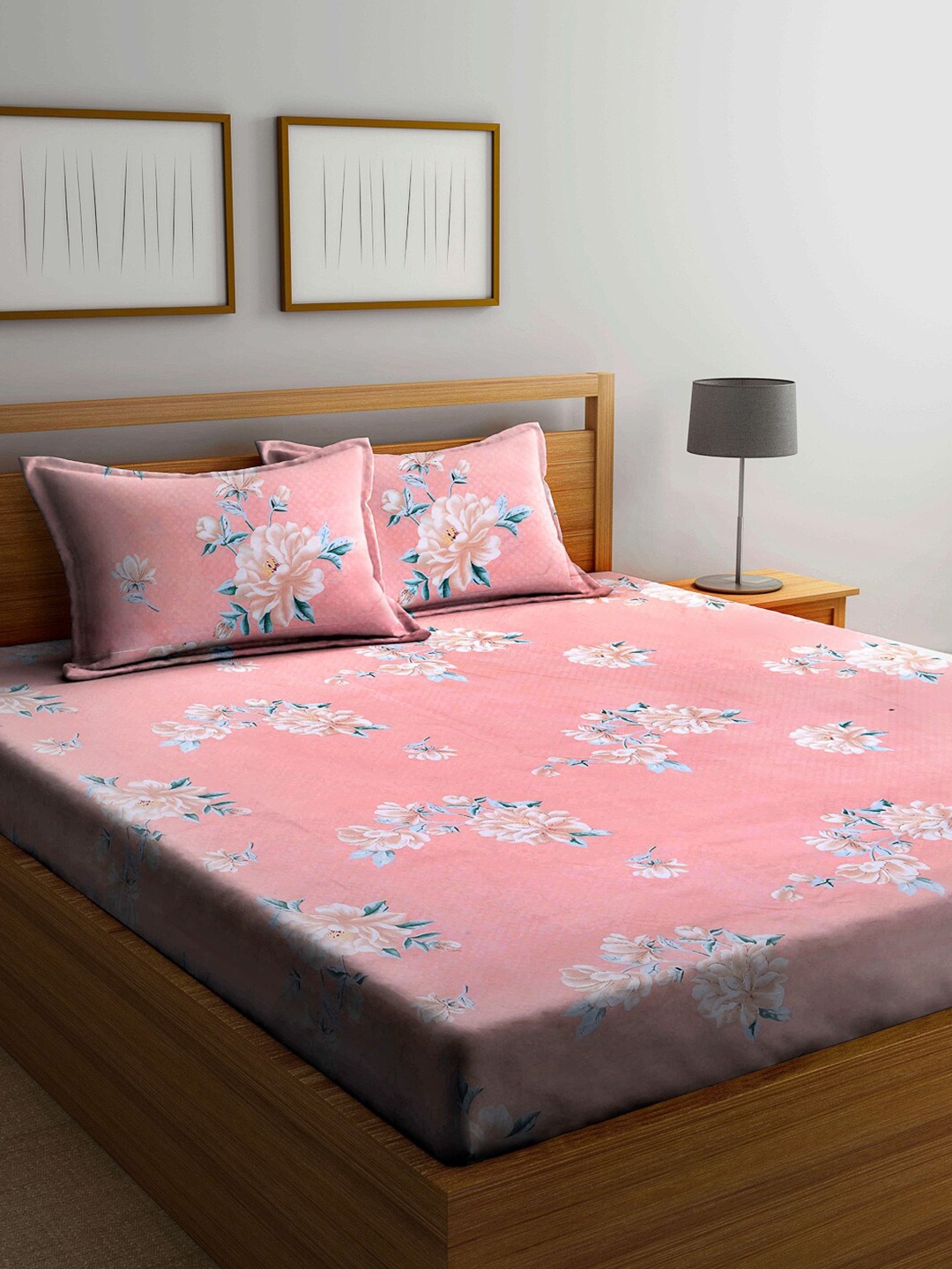 

Arrabi Peach-Coloured & Blue Floral 300 TC King Bedsheet with 2 Pillow Covers