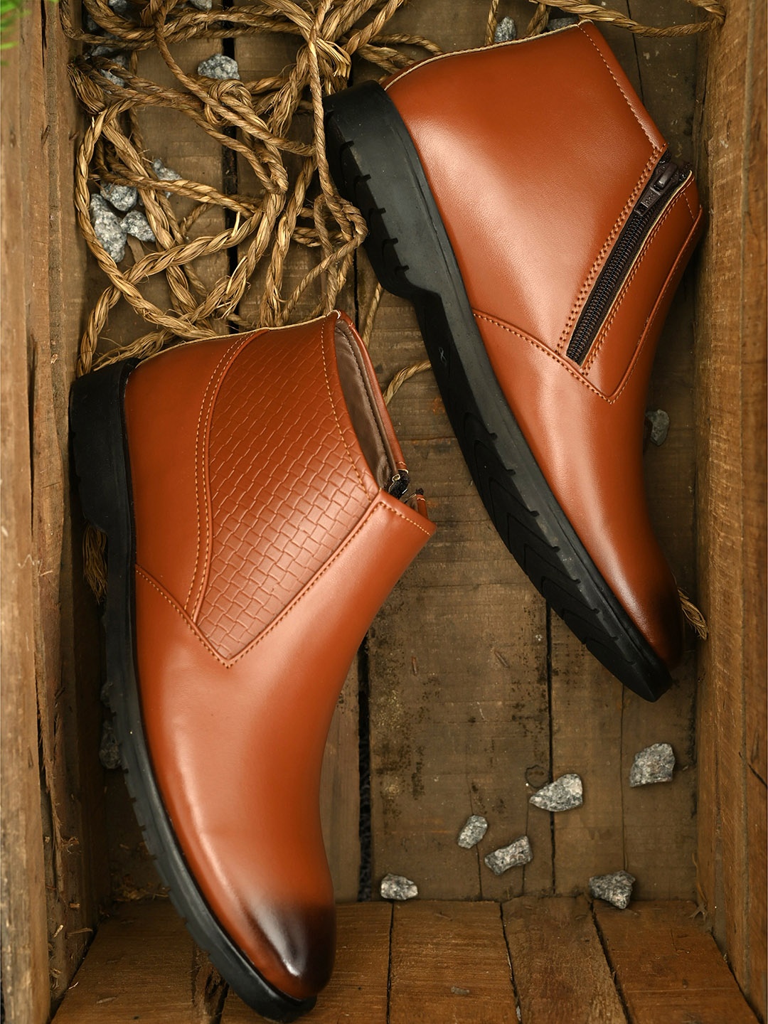 

John Karsun Men Tan Brown Solid Flat Boots