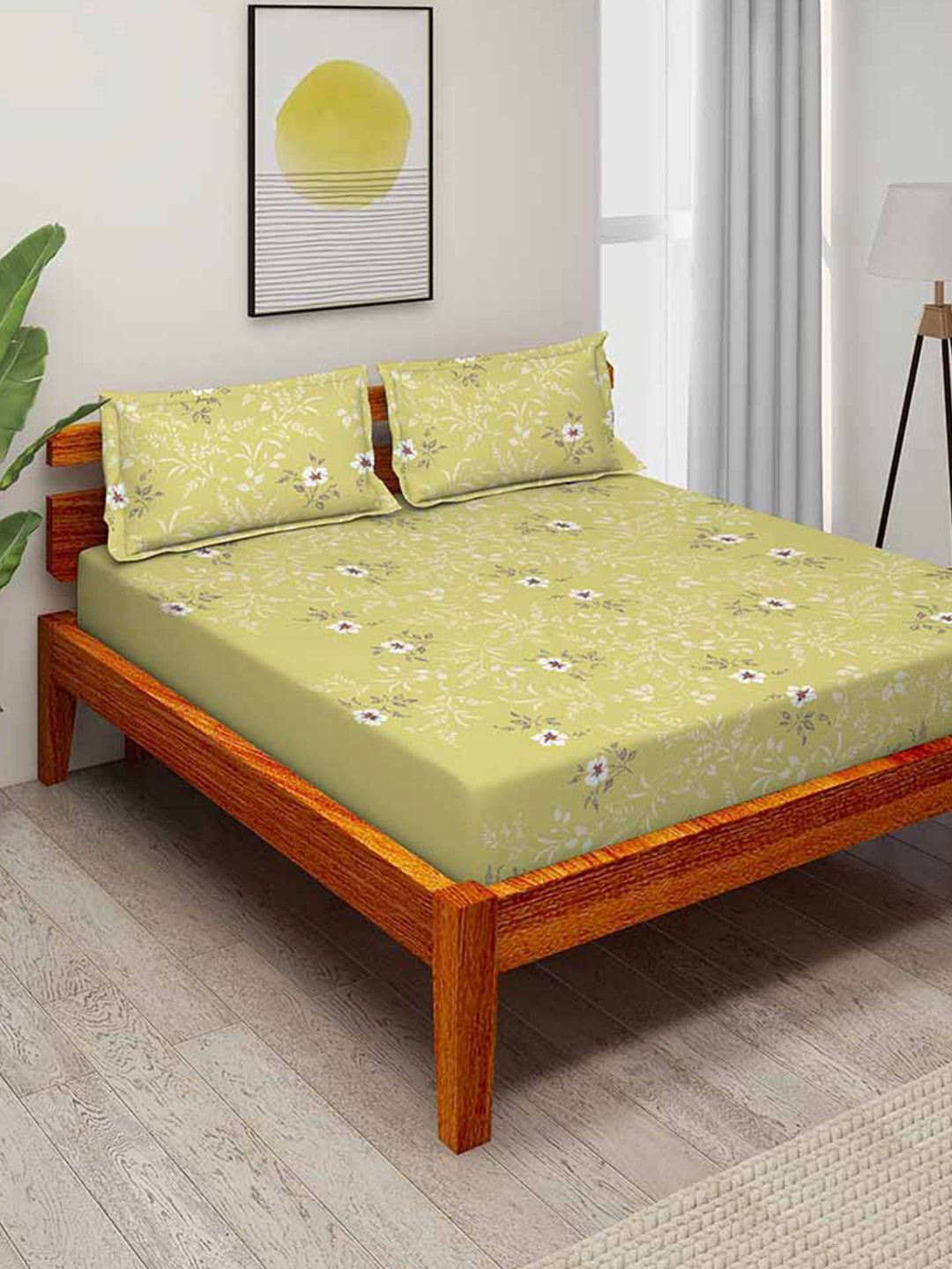 

Duroflex Yellow & White Floral Pure Cotton 144 TC Queen Bedsheet With 2 Pillow Covers