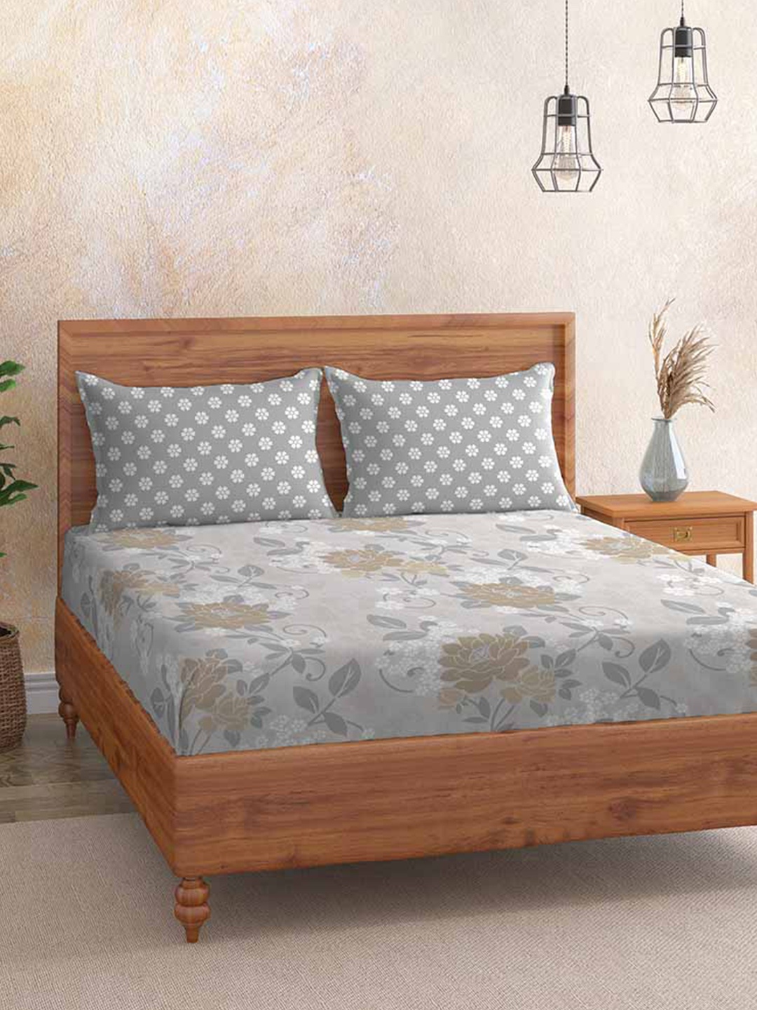

Duroflex Grey & Brown Floral 210 TC Pure Cotton King Bedsheet with 2 Pillow Covers