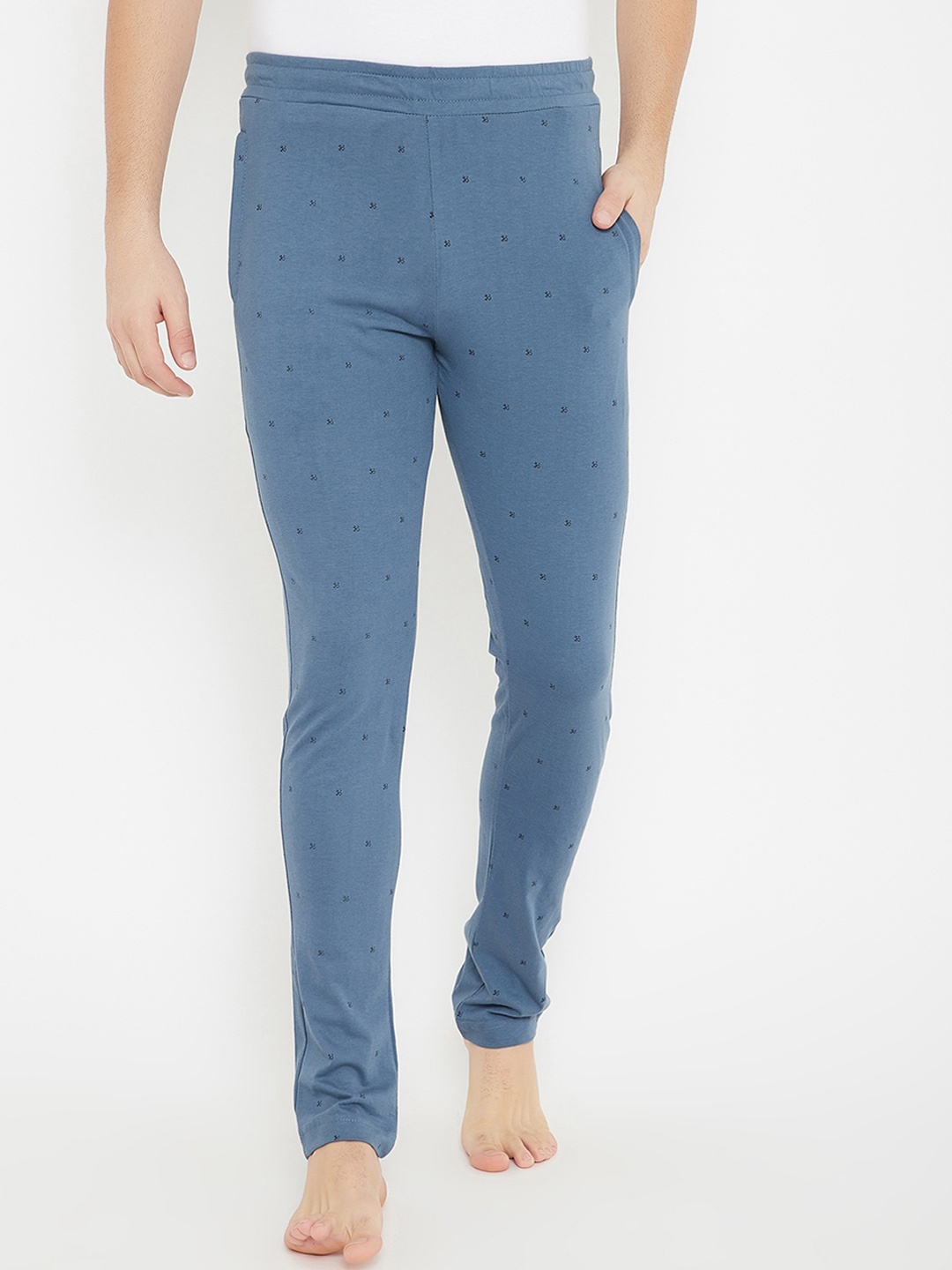 

Okane Men Blue & Black Printed Lounge Pants
