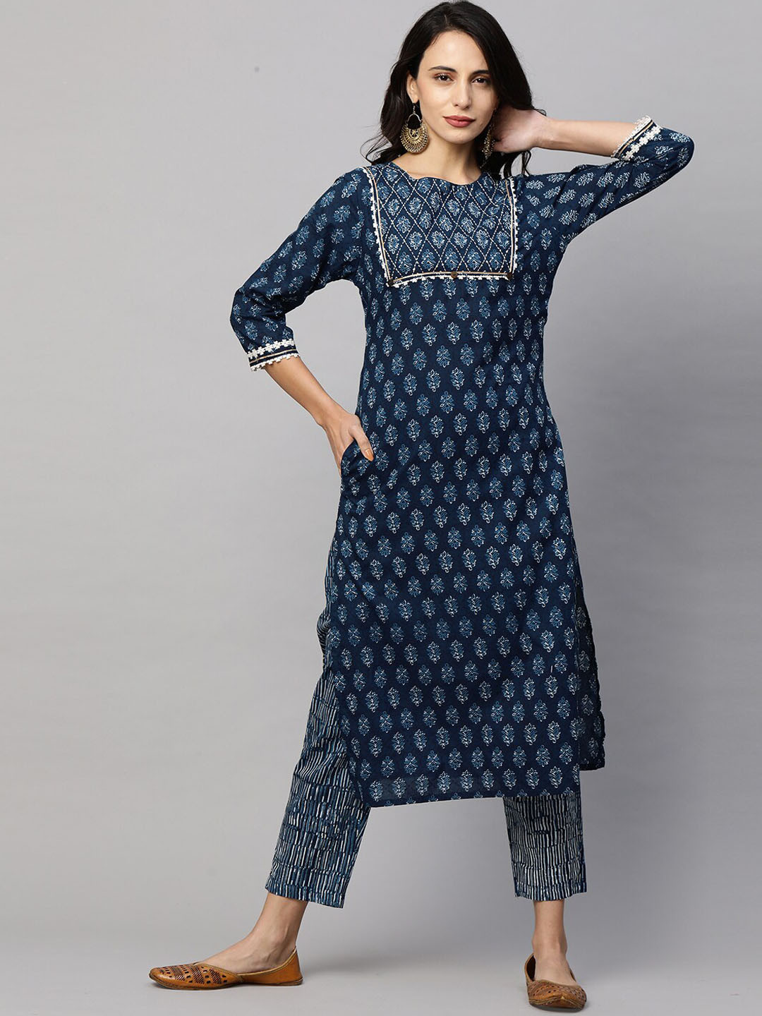 

FASHOR Women Blue Ethnic Motifs Printed Regular Pure Cotton Kurta with Palazzos