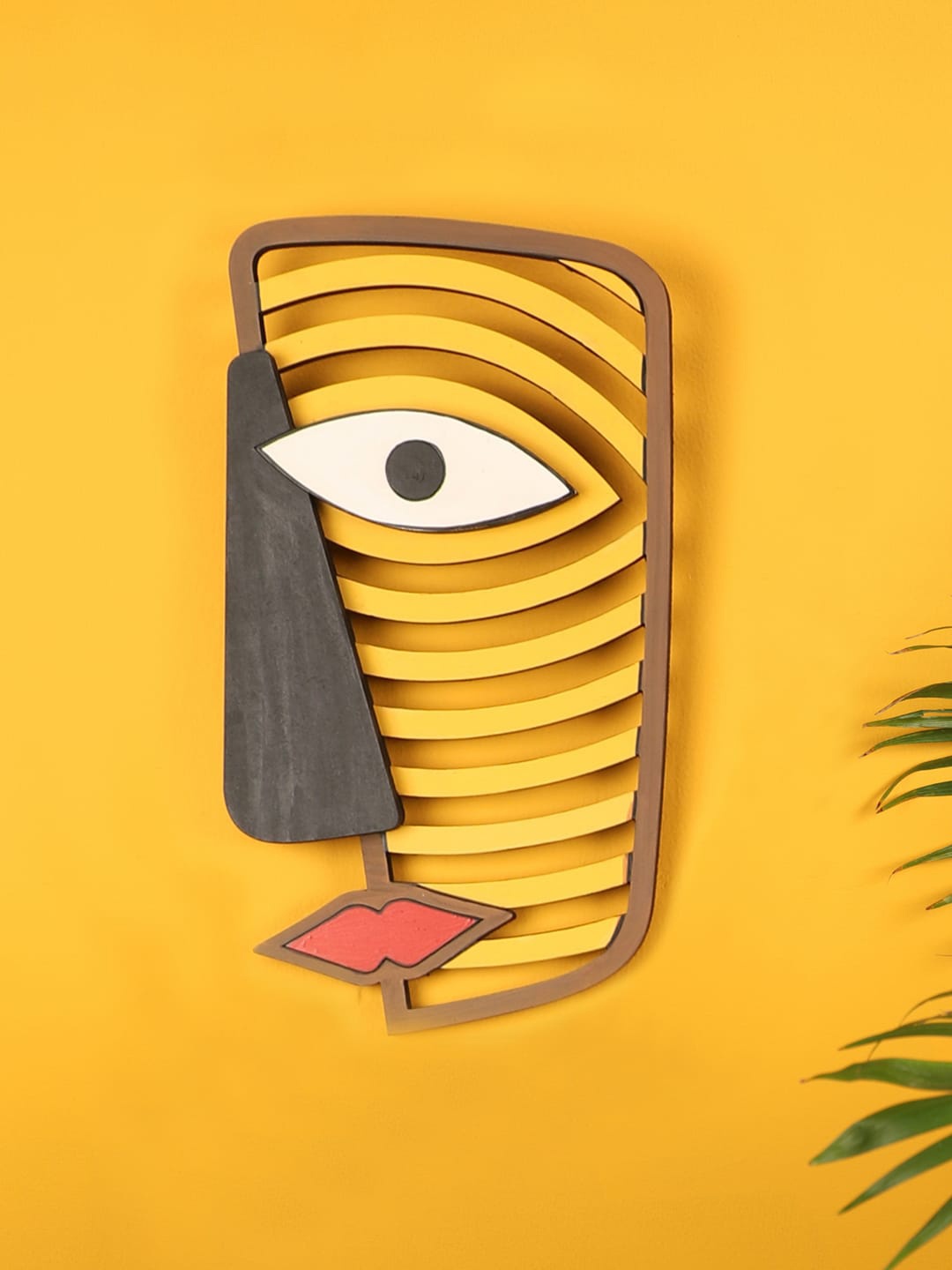 

AAKRITI ART CREATIONS Yellow & Black Maasai Sage Mask Wall Decor