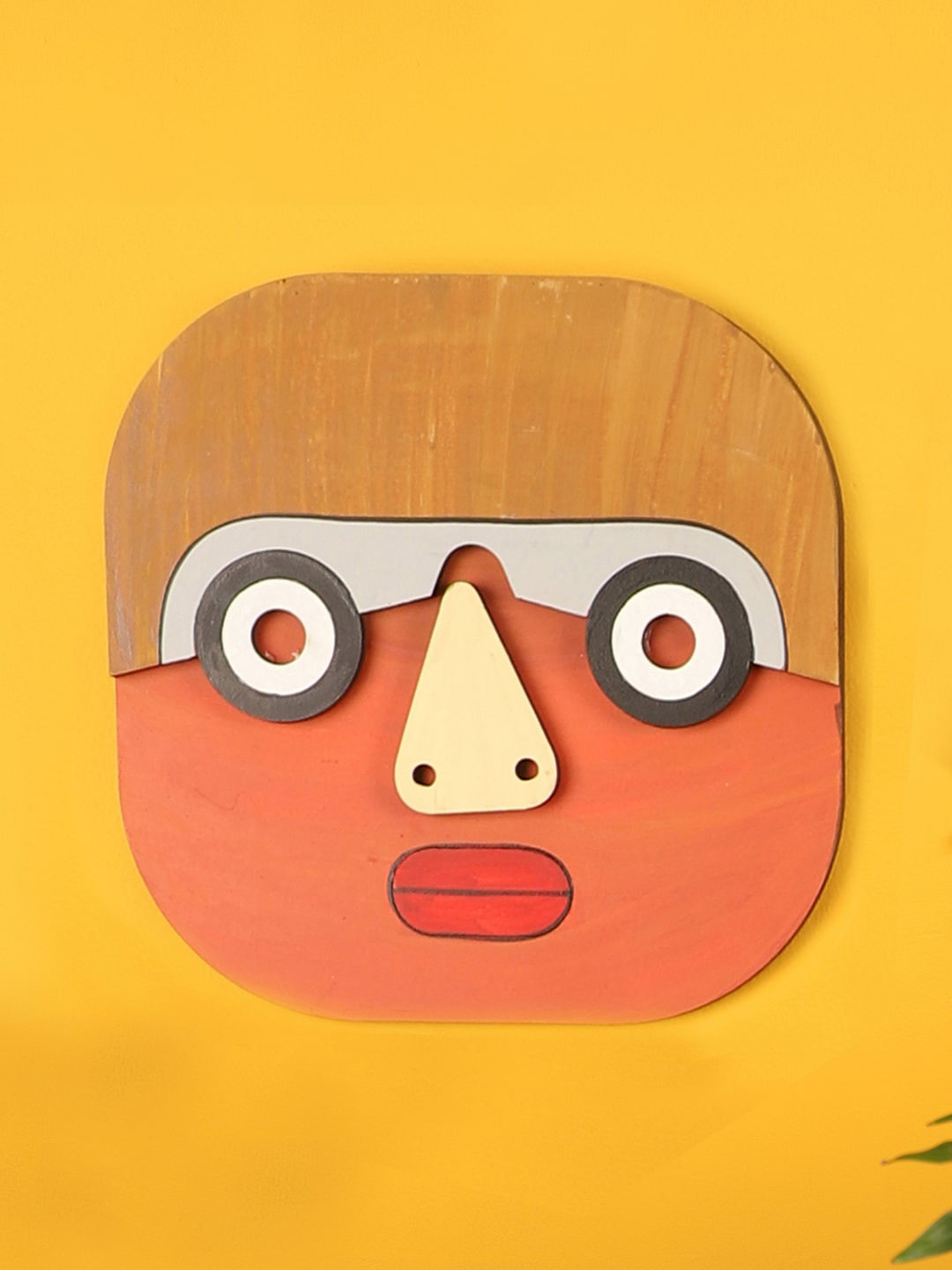 

AAKRITI ART CREATIONS Brown & Red Specky Simon Wall Decor Mask
