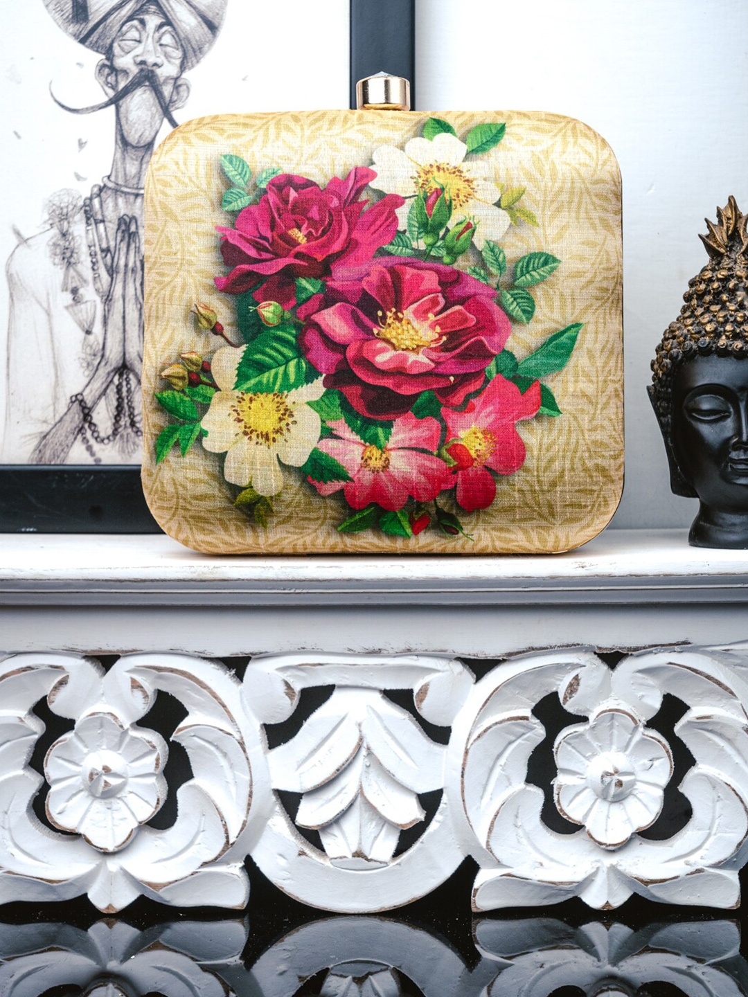 

NR By Nidhi Rathi Women Beige & Magenta Printed Box Clutch