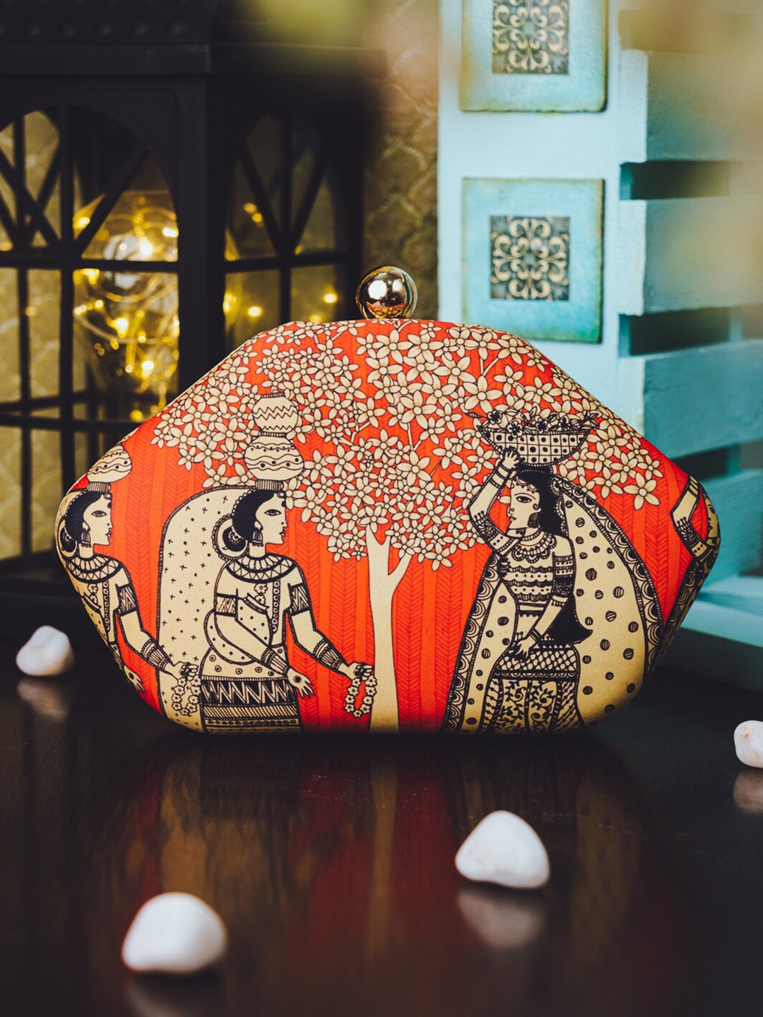 

NR By Nidhi Rathi Women Peach-Coloured Village Scene Printed Box Clutch