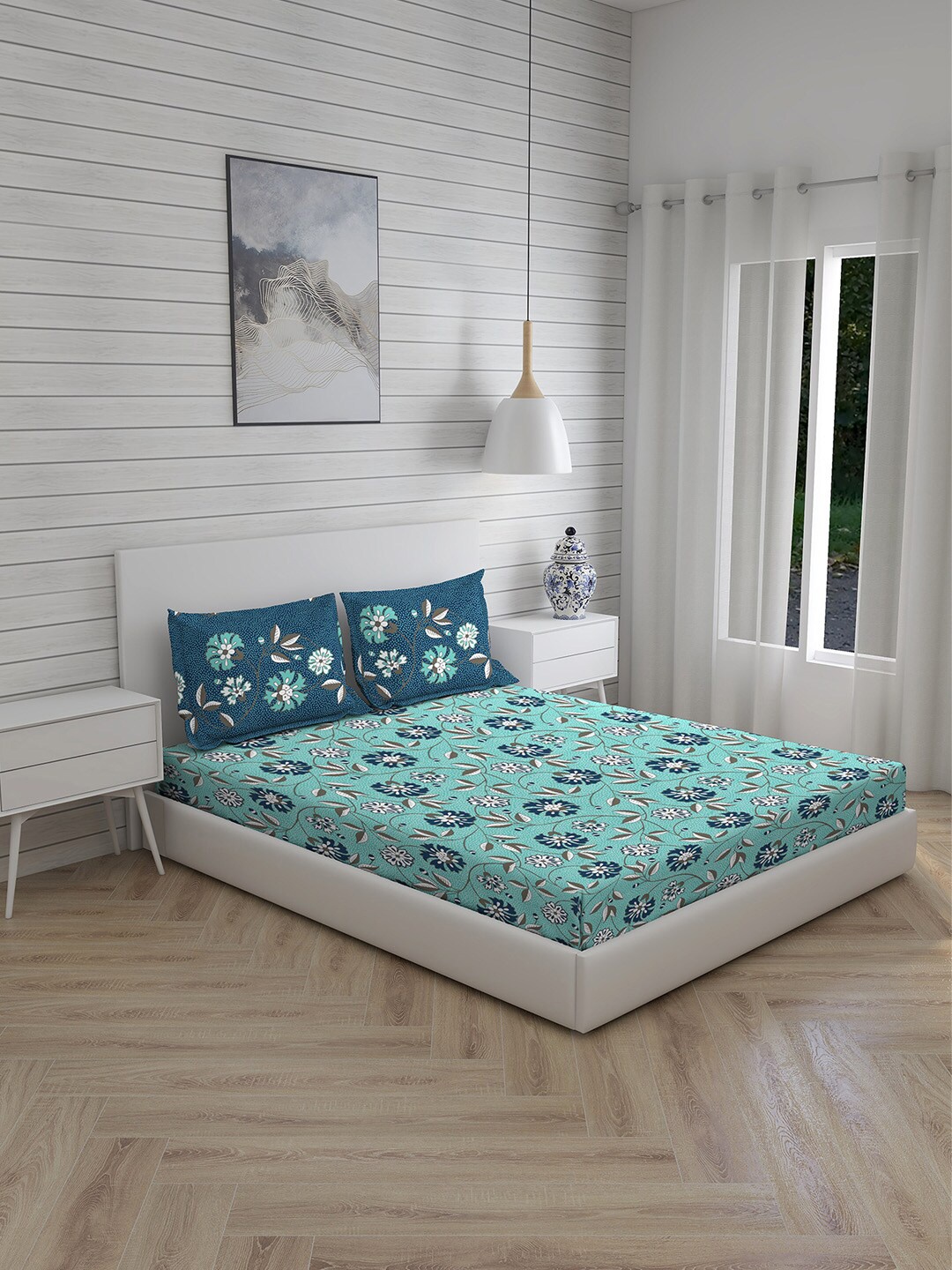 

Boutique Living India Turquoise Blue & White Erica 112 TC Queen Bedsheet & 2 Pillow Covers