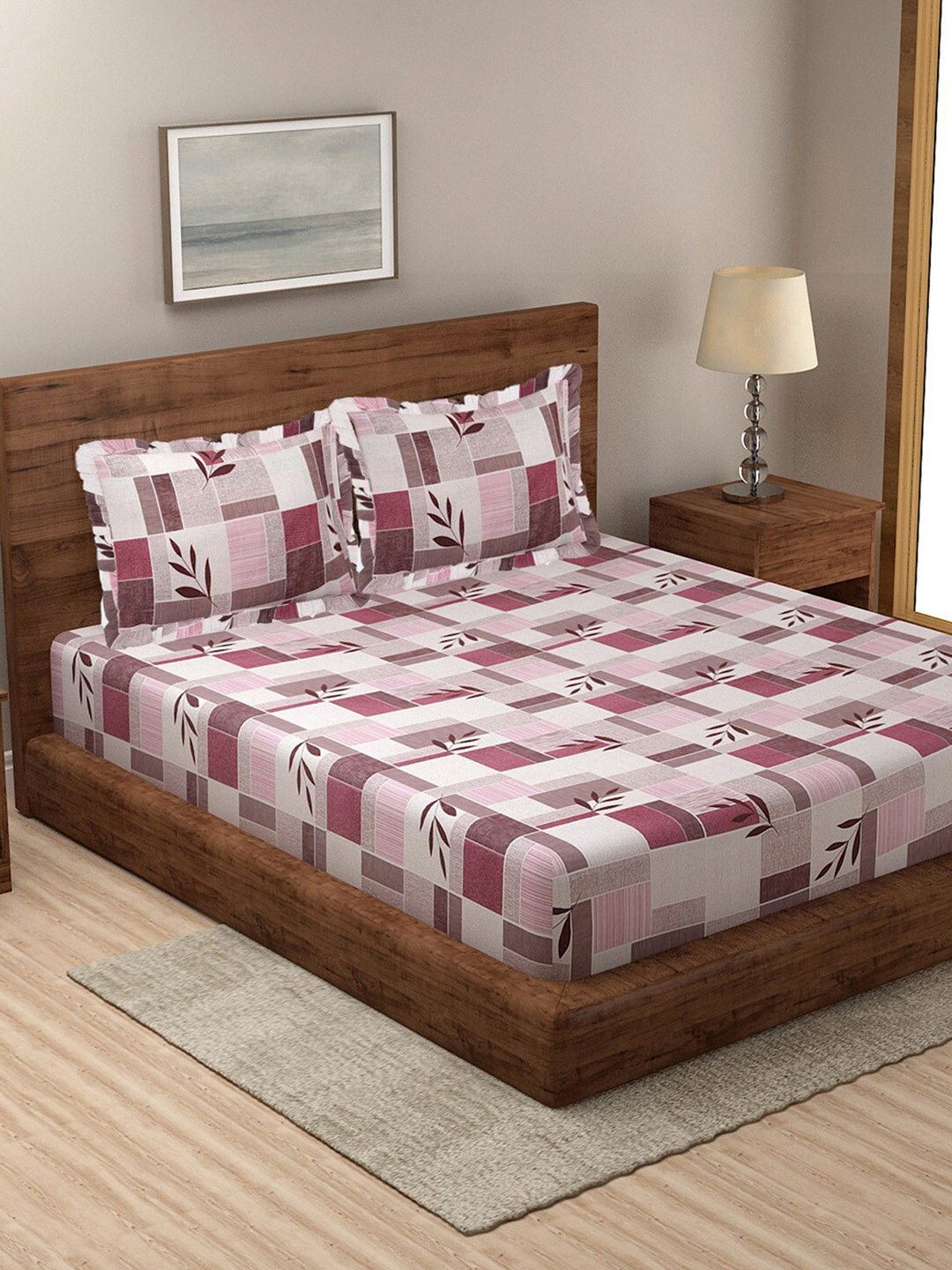 

KLOTTHE Red & White Geometric 210 TC King Bedsheet with 2 Pillow Covers