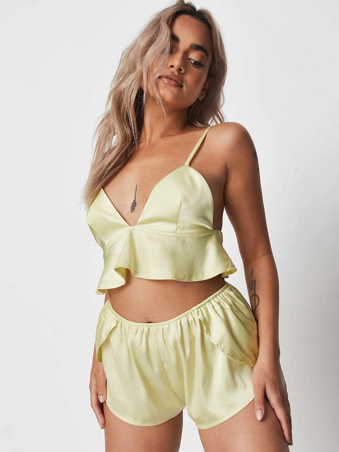 

Missguided Women Yellow Solid Satin Finish Shorts Set