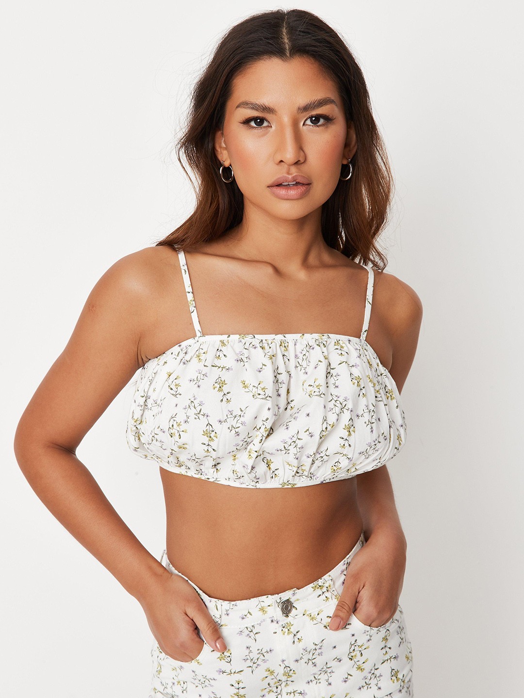 

Missguided White & Green Ditsy Floral Print Crop Bralette Top